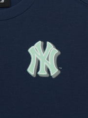 SPORTIVE MONOGRAM SQUARE ARTWORK T-shirt