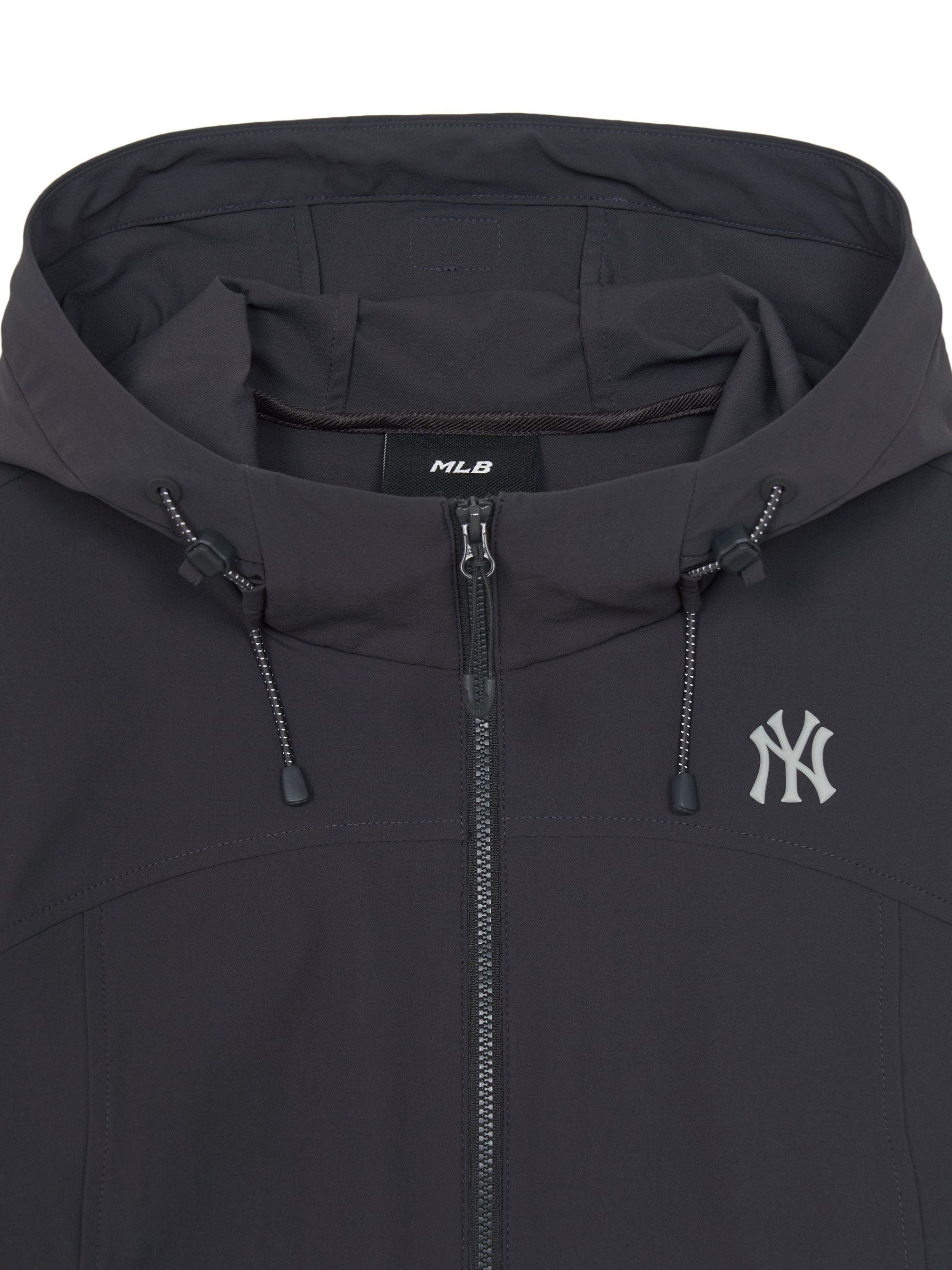 Women's Gorpcore Slim Fit Windbreaker