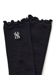 Feminine Ruffle High Socks