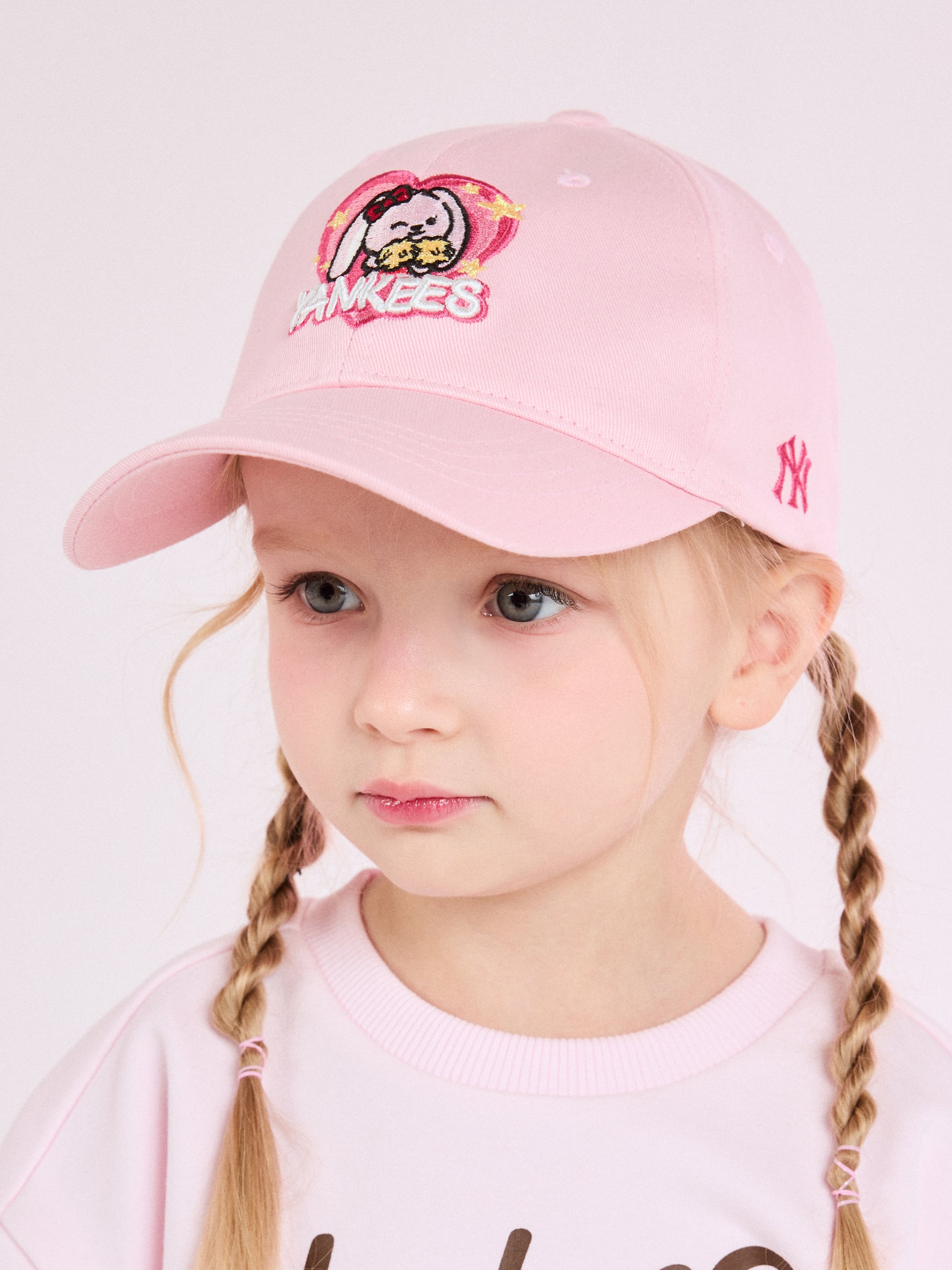MEGABEAR FRIENDS Girl's Heart Ball Cap