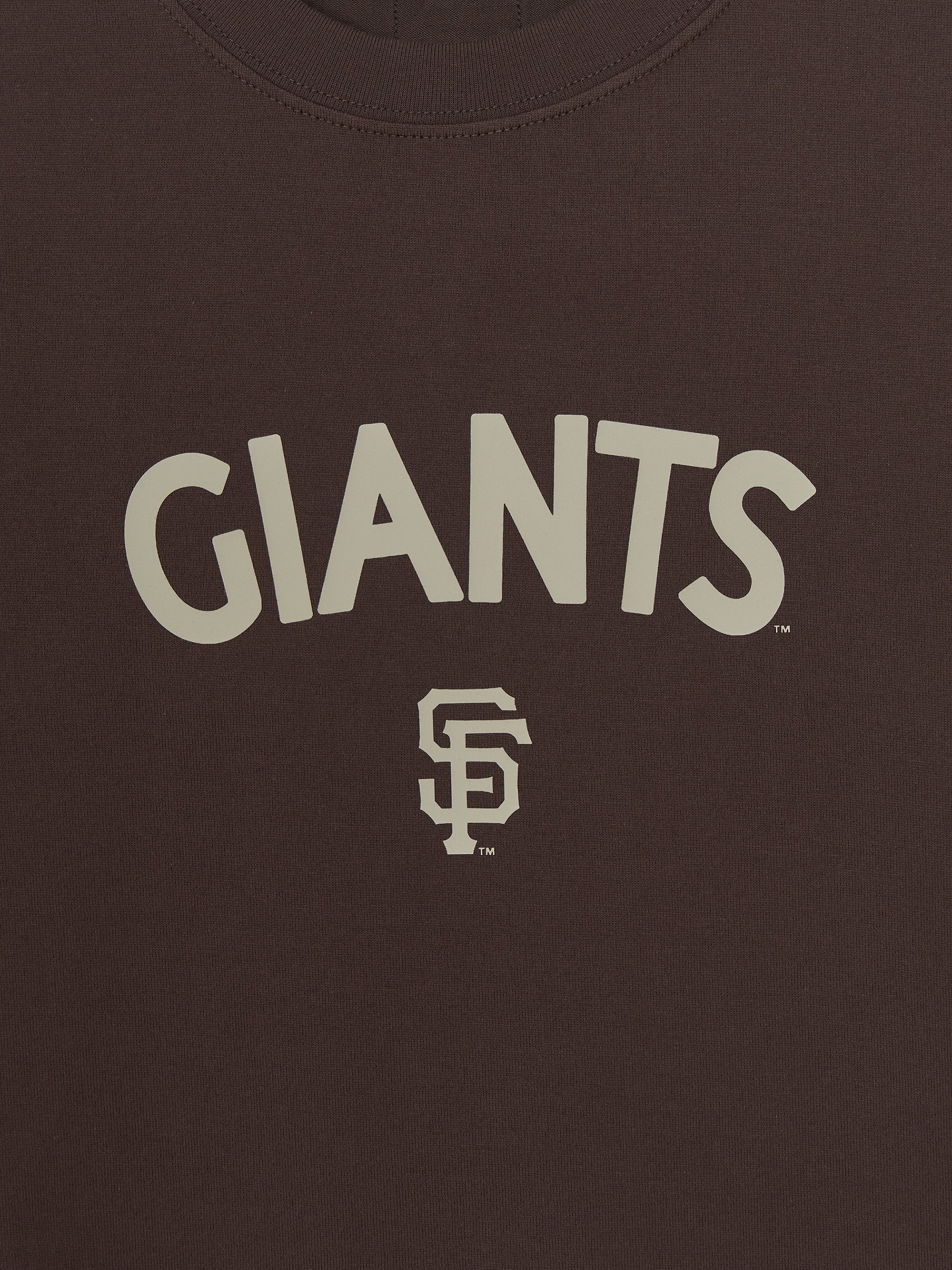 Lettering Logo Point Semi Over-Fit T-shirts