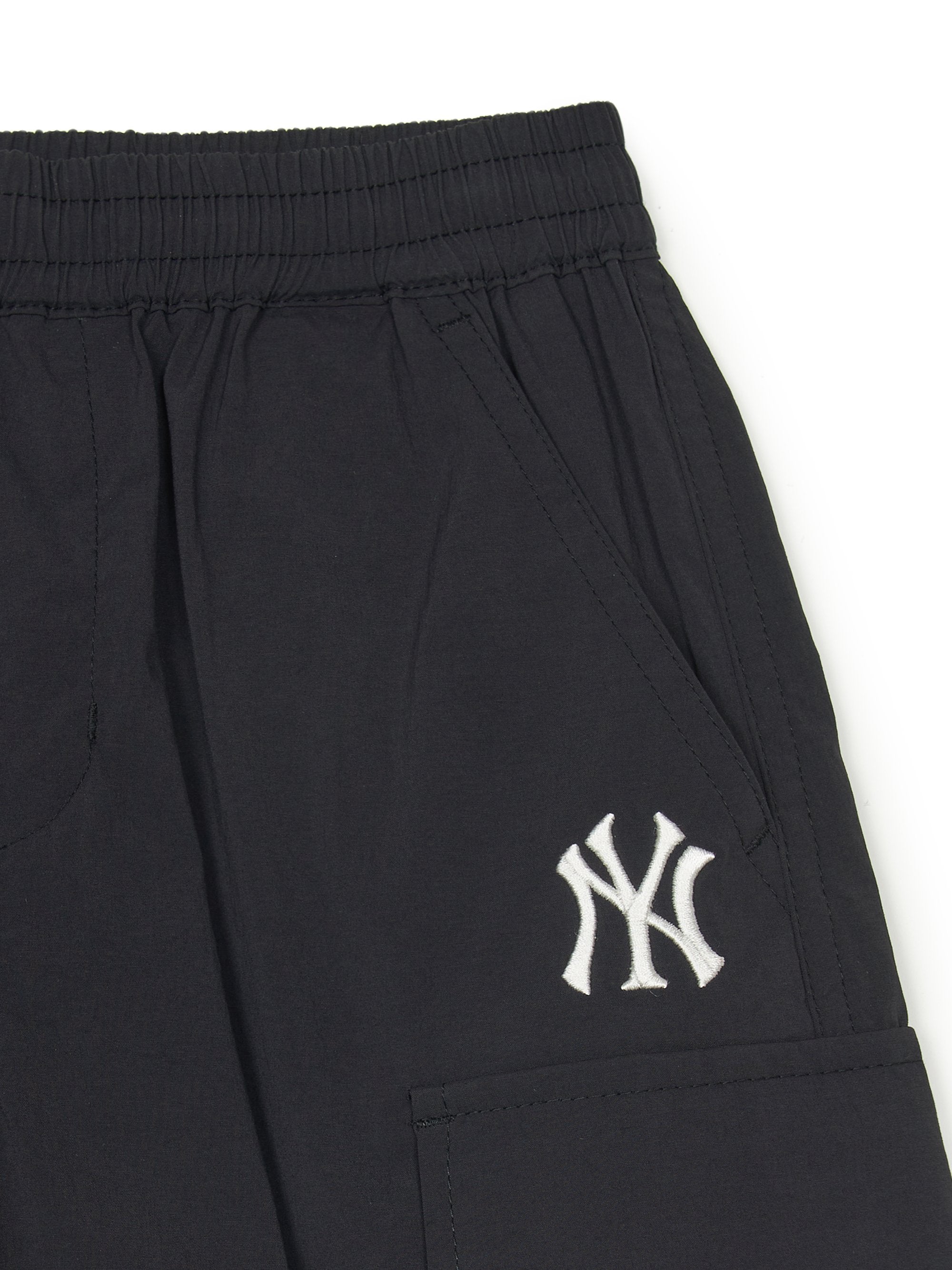 Outdoor Cargo Woven Shorts