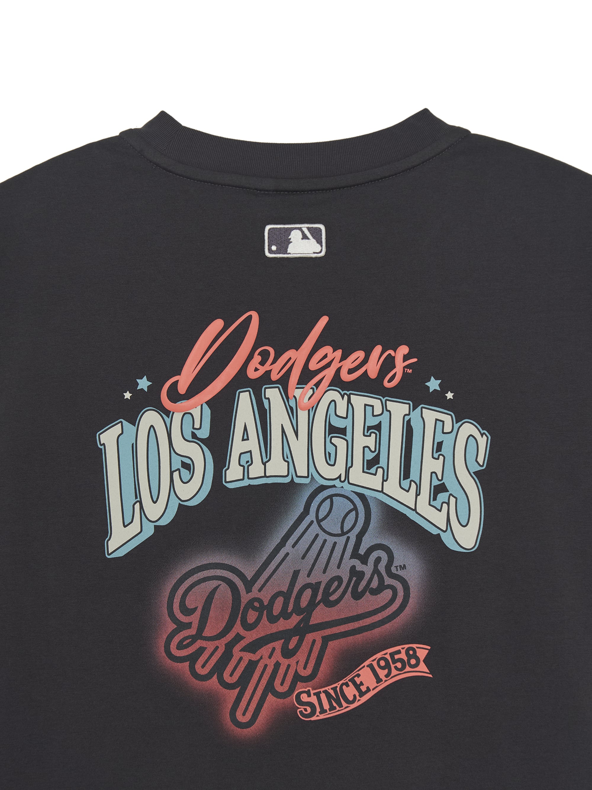 Vintage Back Graphic Semi Over Fit T-shirt