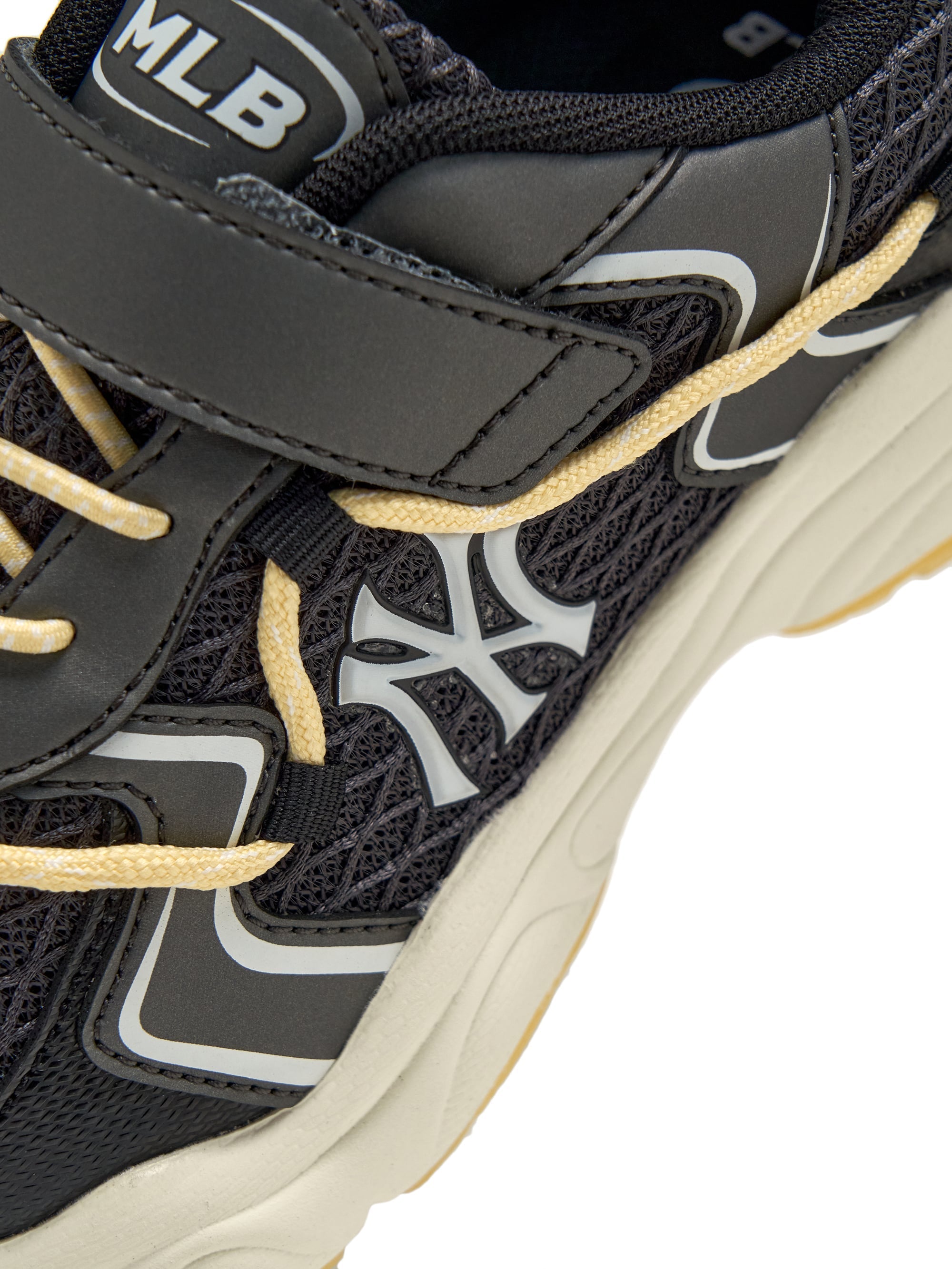 CARGO CHUNKY LACE