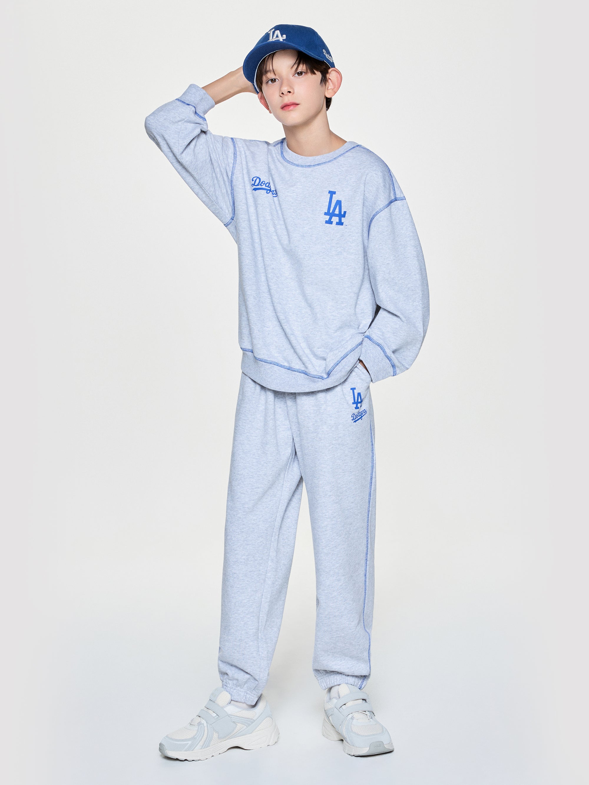 ONLINE EXCLUSIVE BASIC Sweatshirt Set