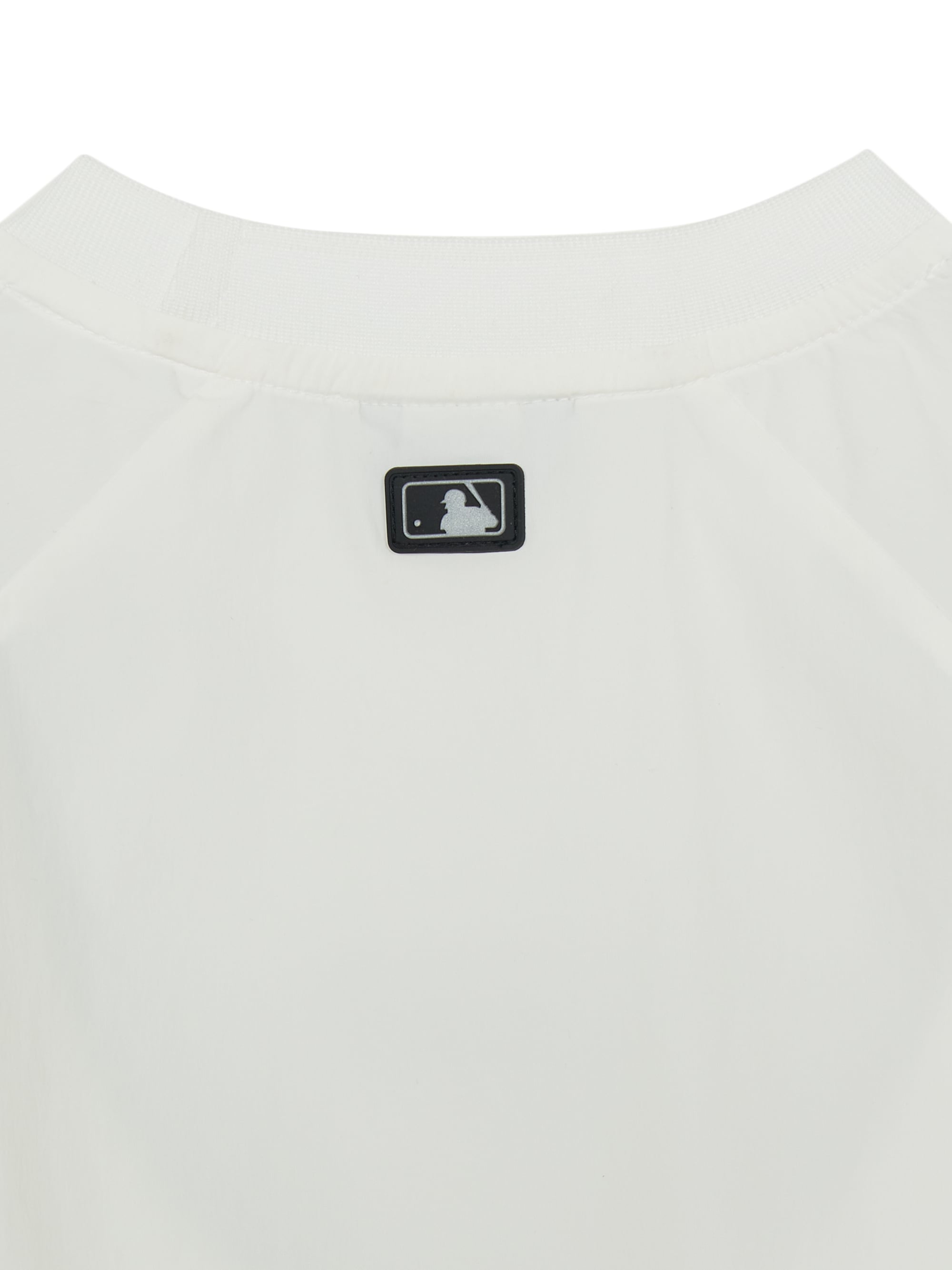 Street Basic Woven Big Logo Artwork T-shirt