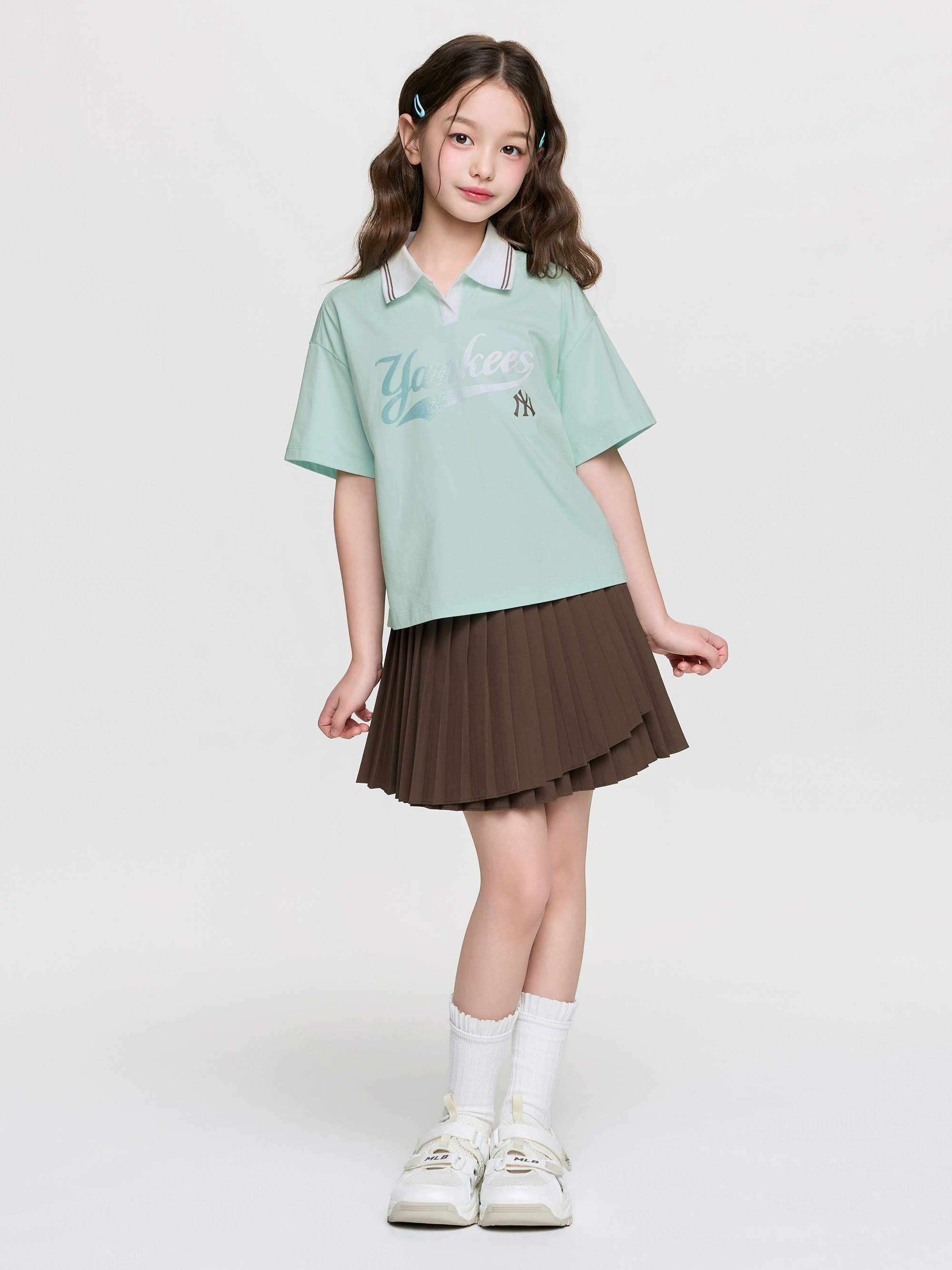 Sportive Athleisure Cursive Skirt T-shirt Set (Girl's)