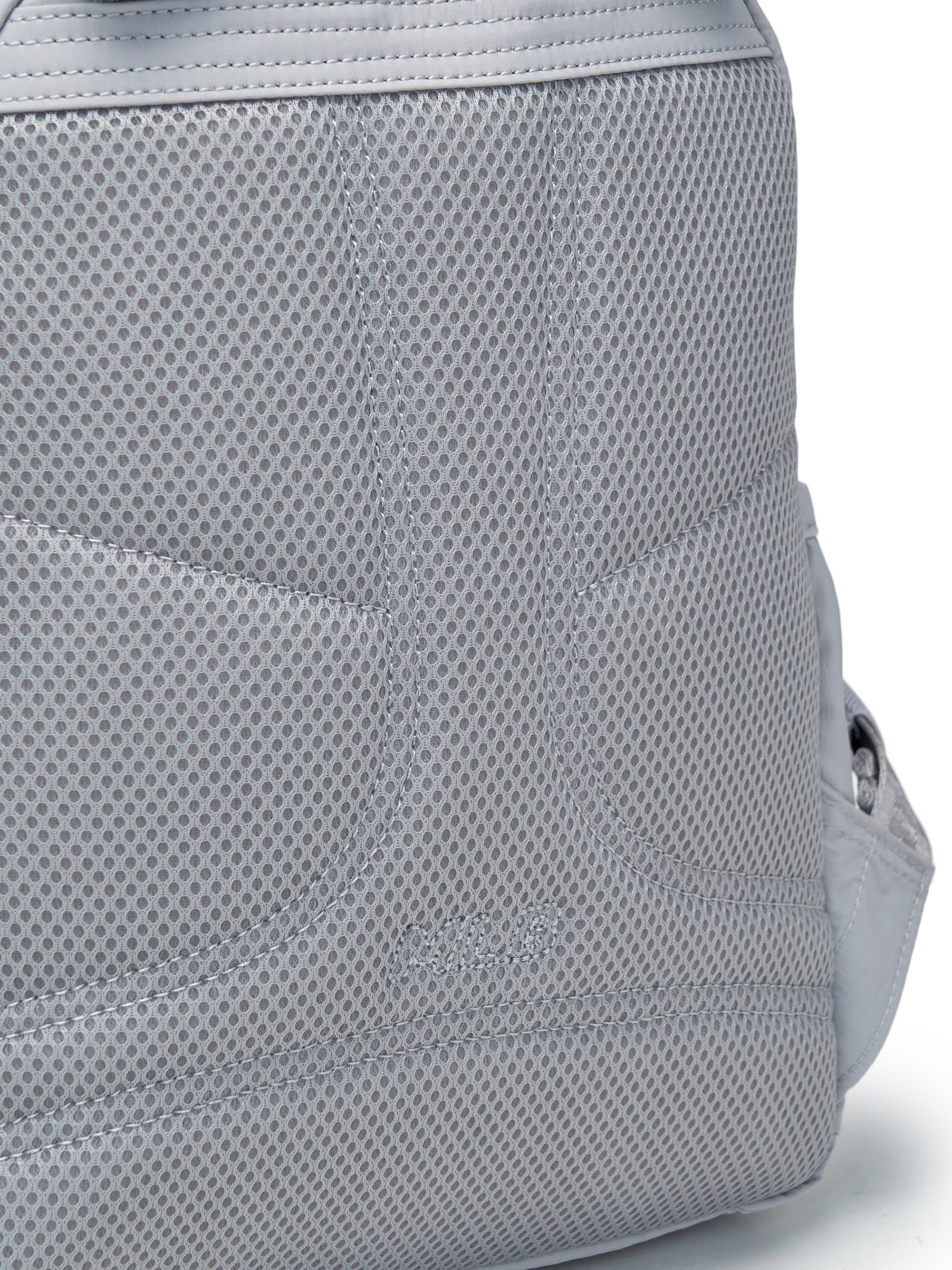 GLOSSY STRING BACKPACK