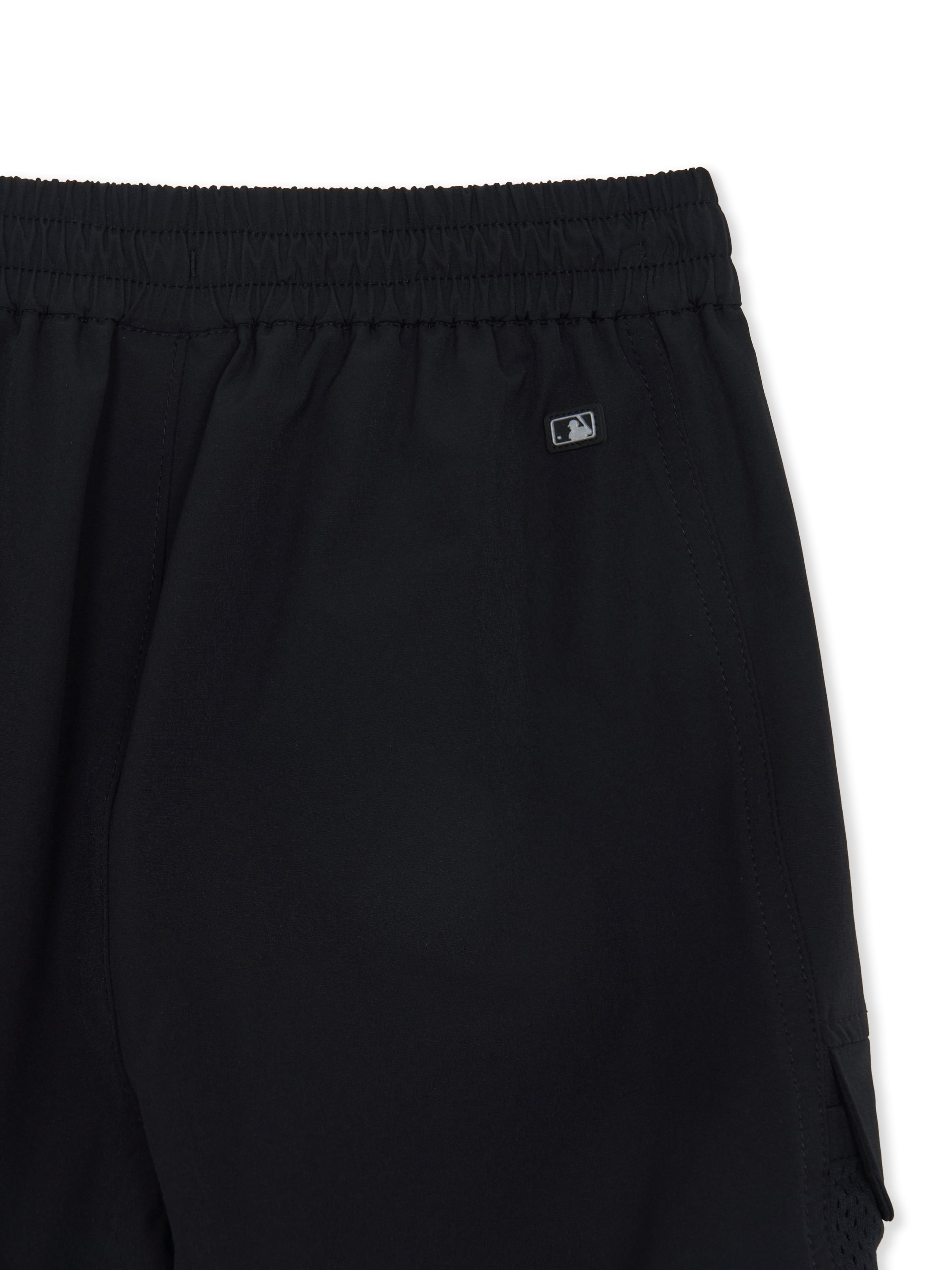 Outdoor Mesh-Blocking Cargo Shorts