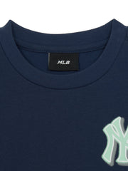 SPORTIVE MONOGRAM SQUARE ARTWORK T-shirt