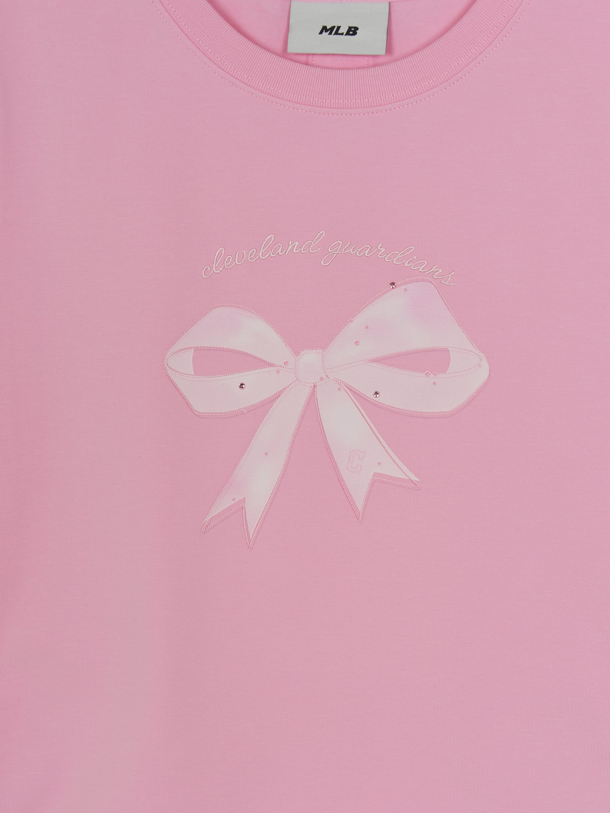 Women's Bow Tie Graphic Slim Semi Crop T-Shirts