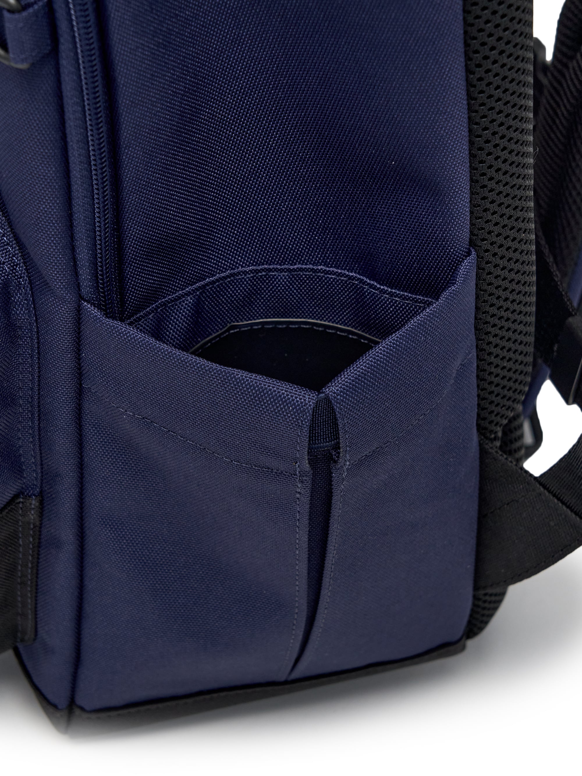 TAG POP BACKPACK