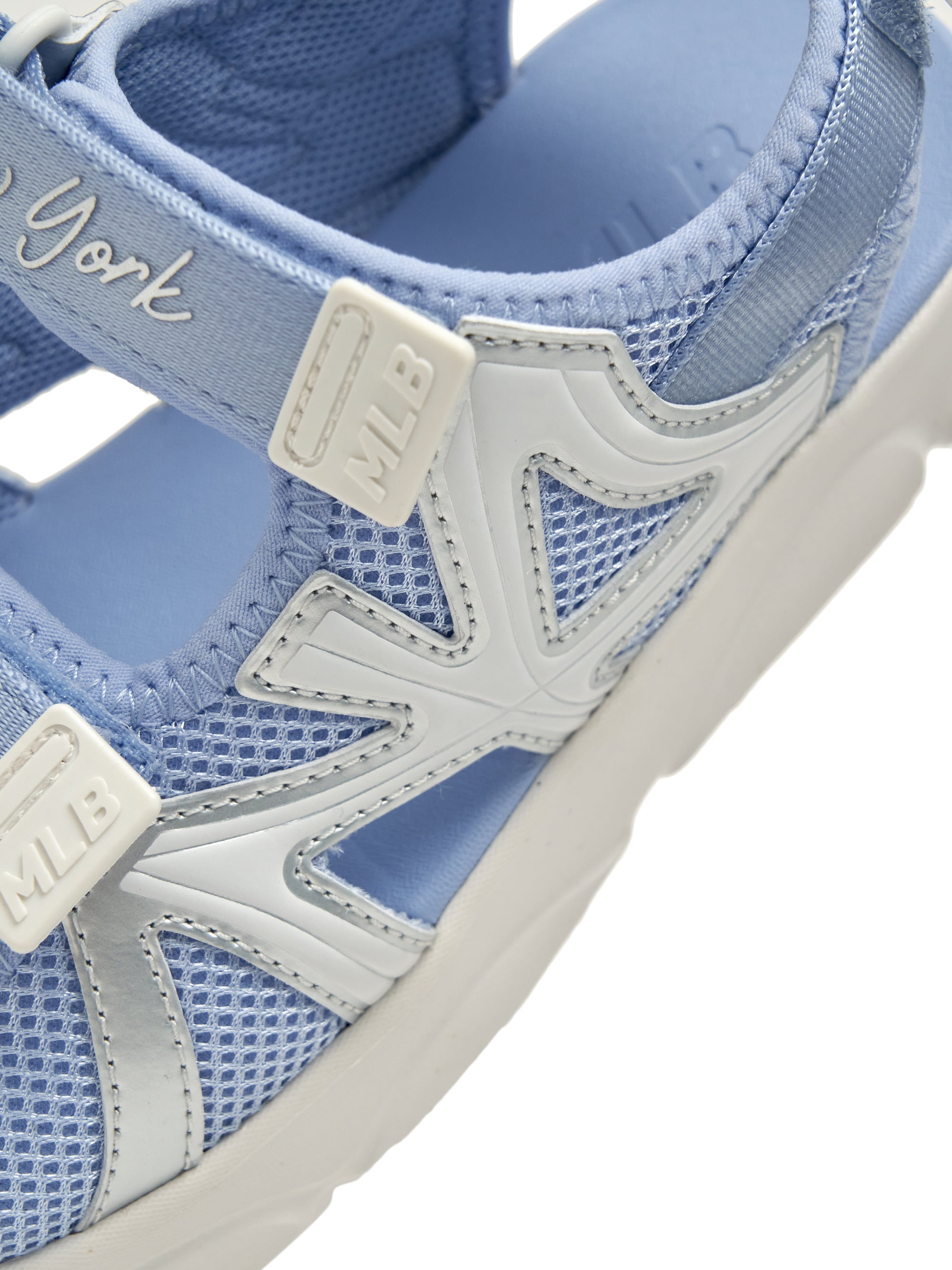 ACE RUNNER SANDALS
