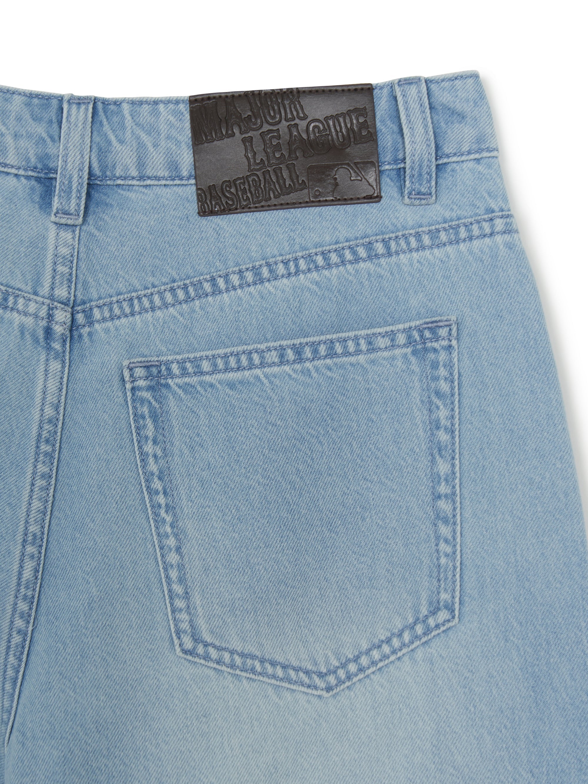 Women's Basic Small Logo Summer Tencel 9in Denim Shorts