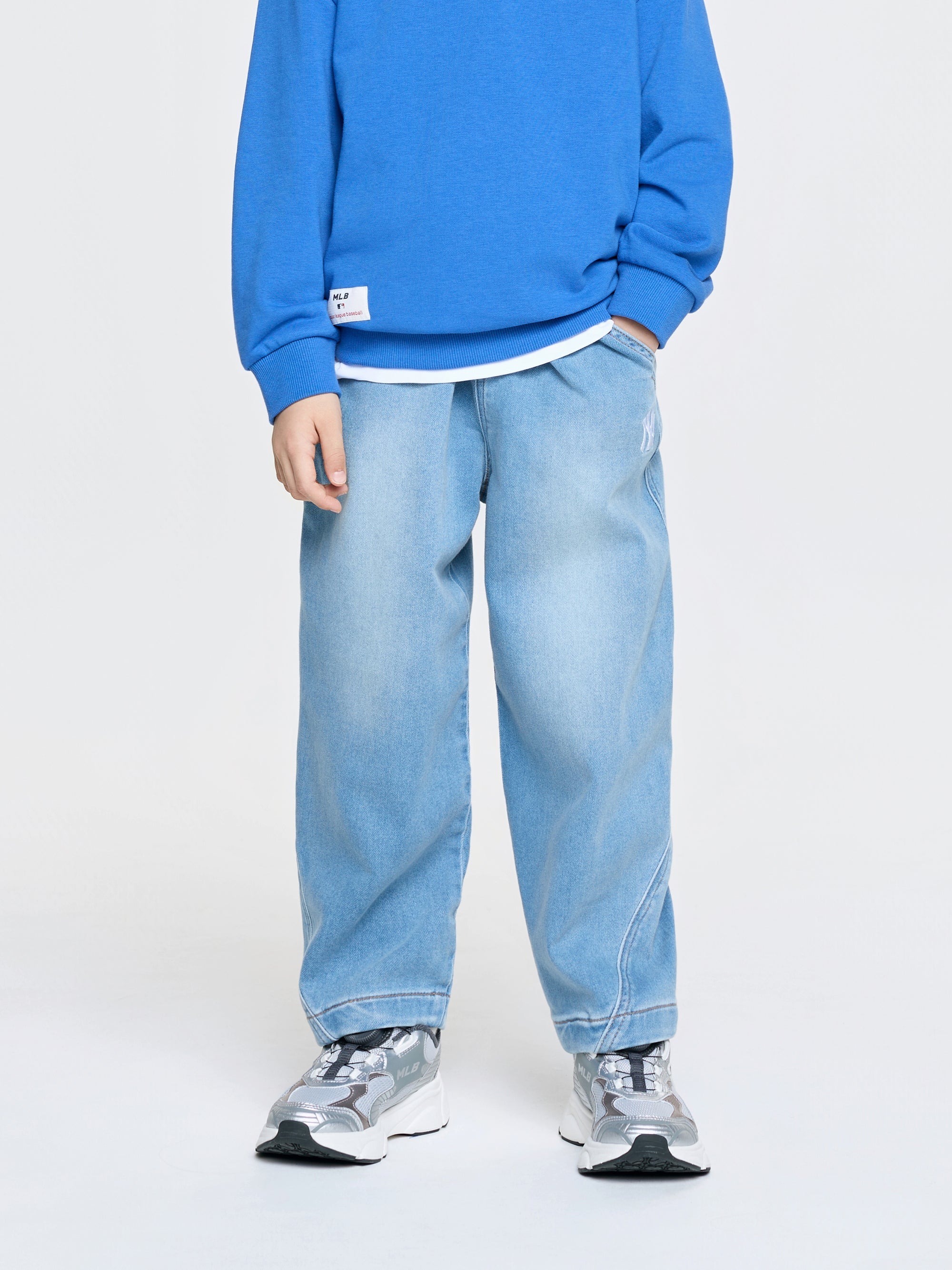 BASIC CURVED DENIM PANTS
