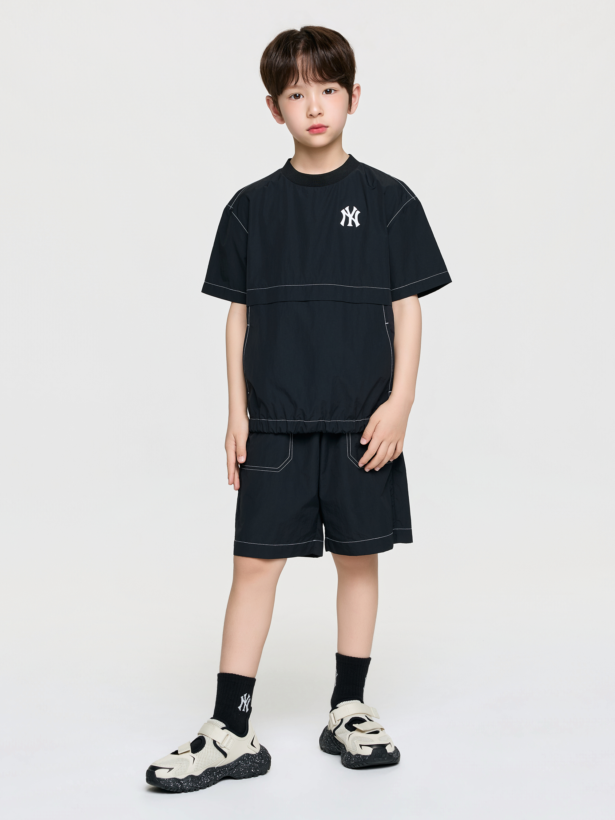 OUTDOOR BASIC WOVEN T-SHIRT SET