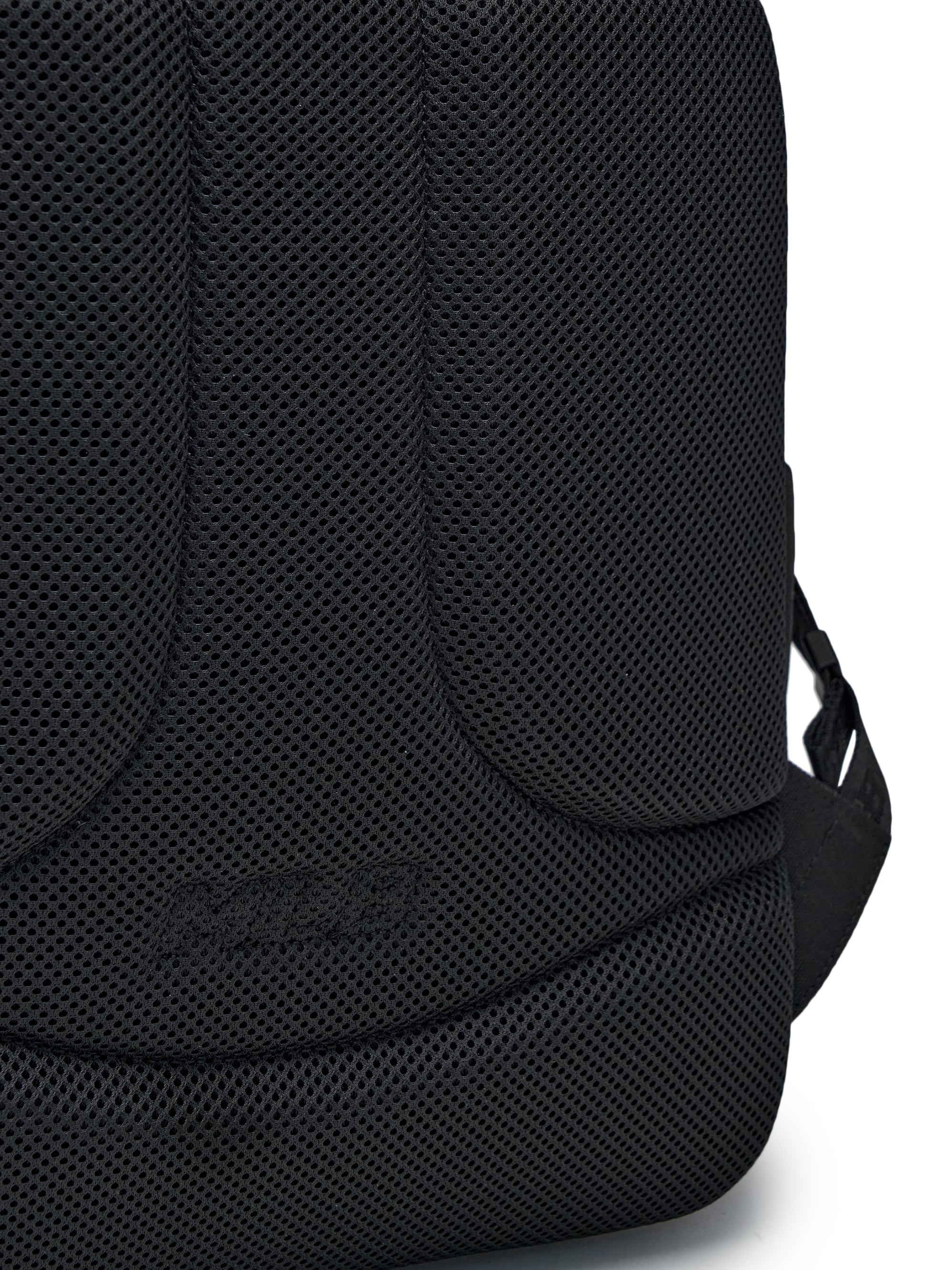 TAG POP BACKPACK
