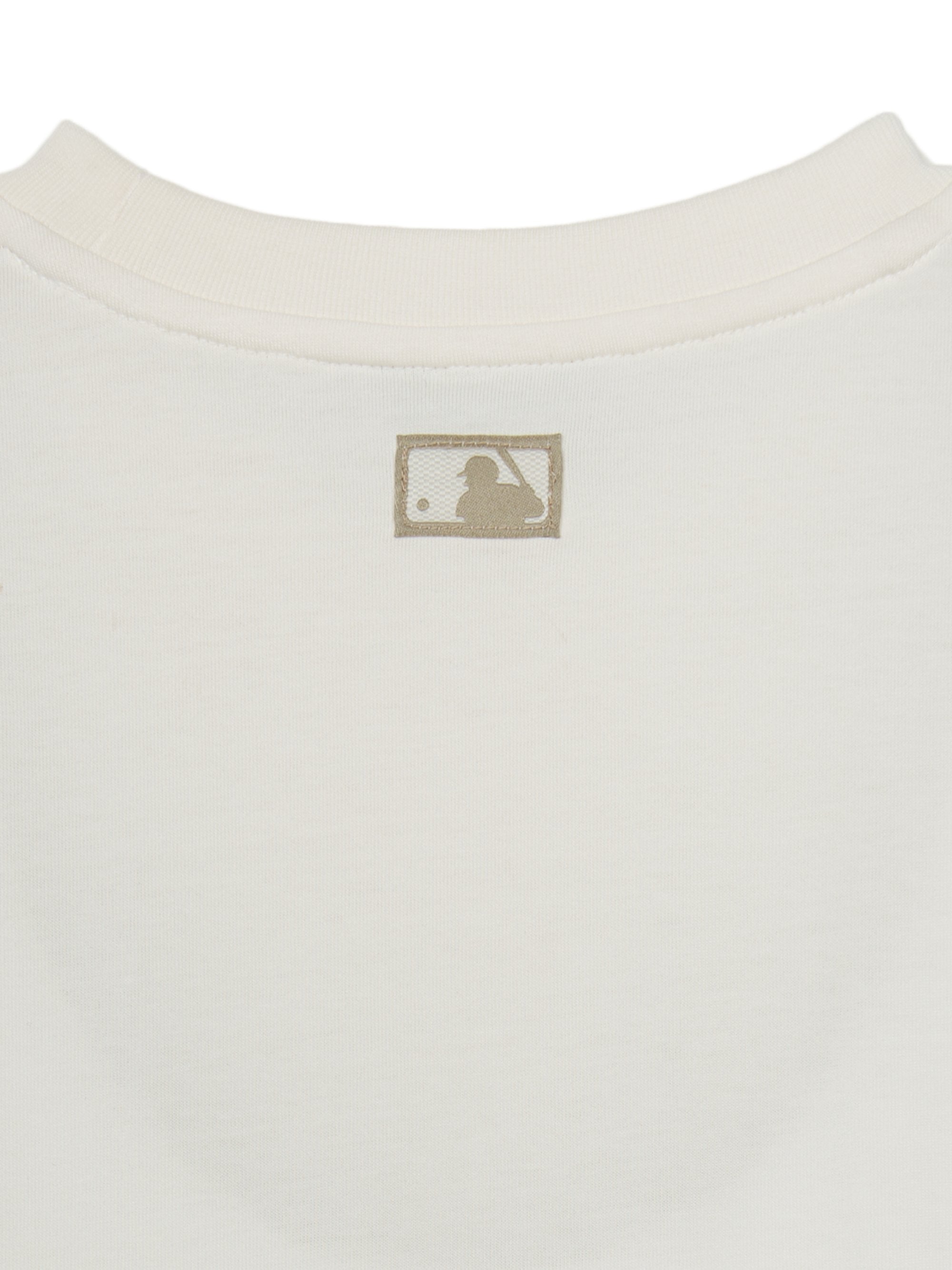 Basic Small Logo T-shirt