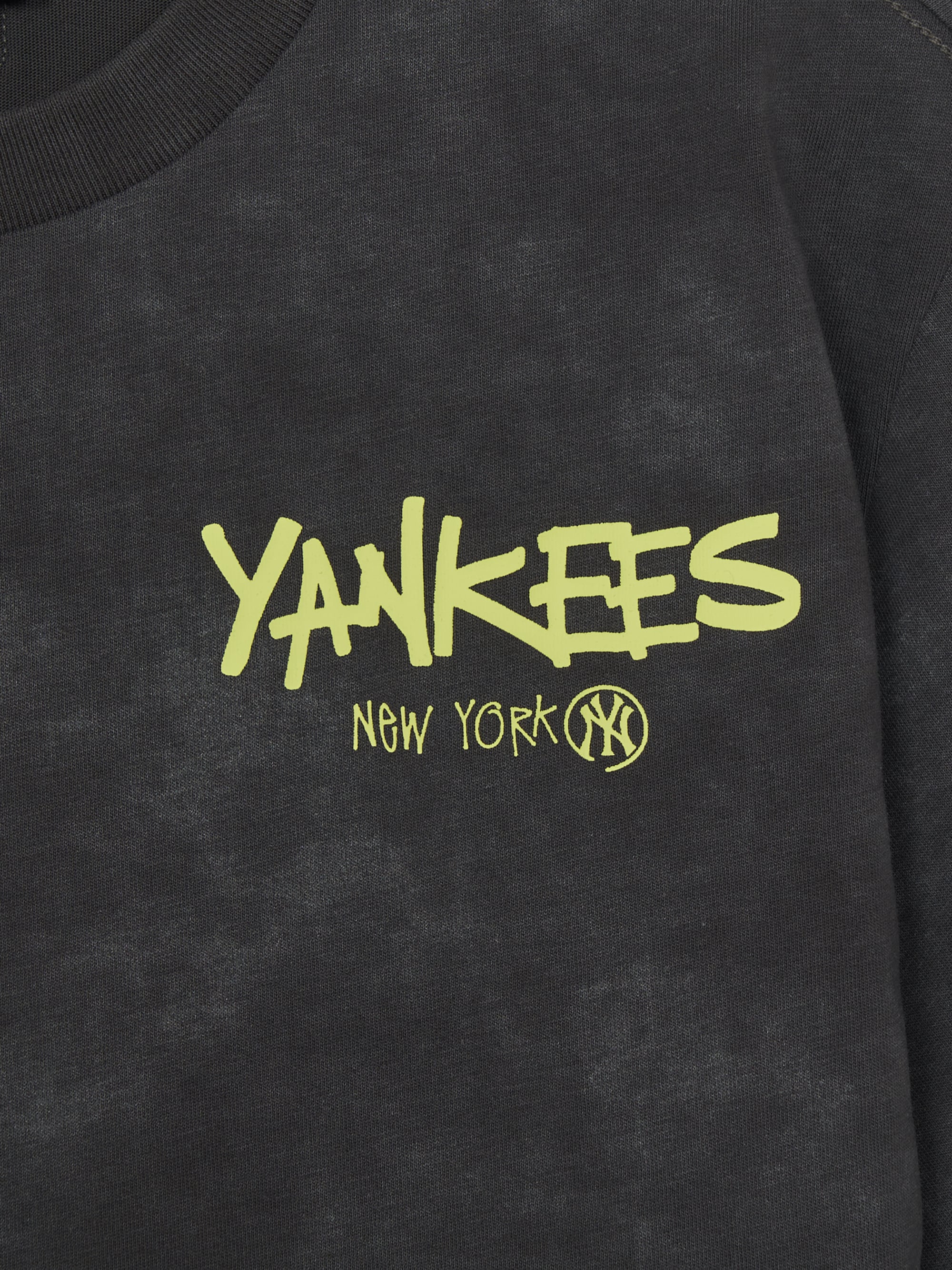 STREET CHARACTER TIE-DYE DPT T-shirt