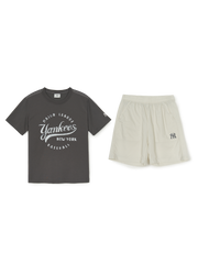 Vintage Artwork T-shirt Set
