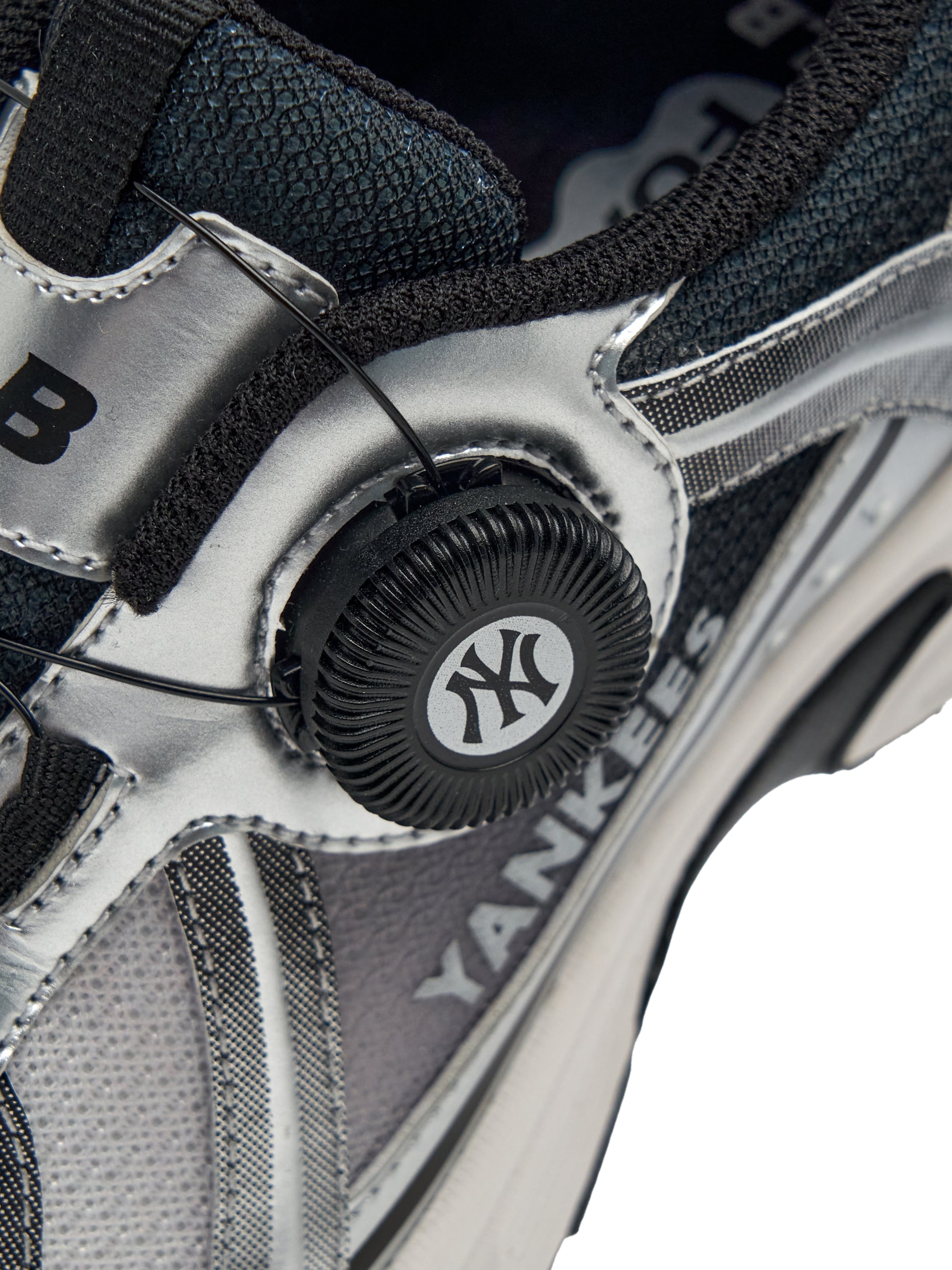TRACK RUNNER DIAL