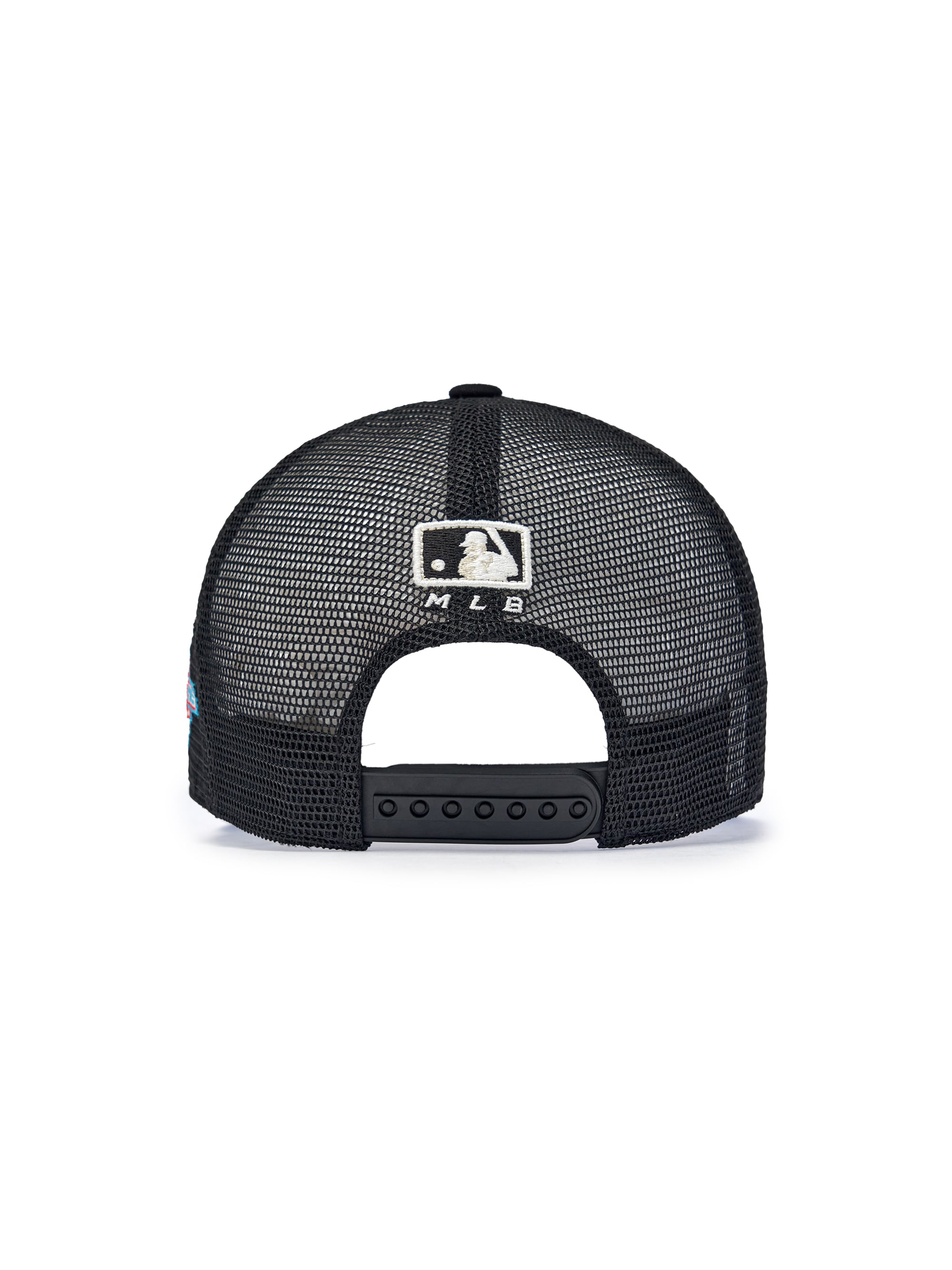 Signature Patch Mesh Cap