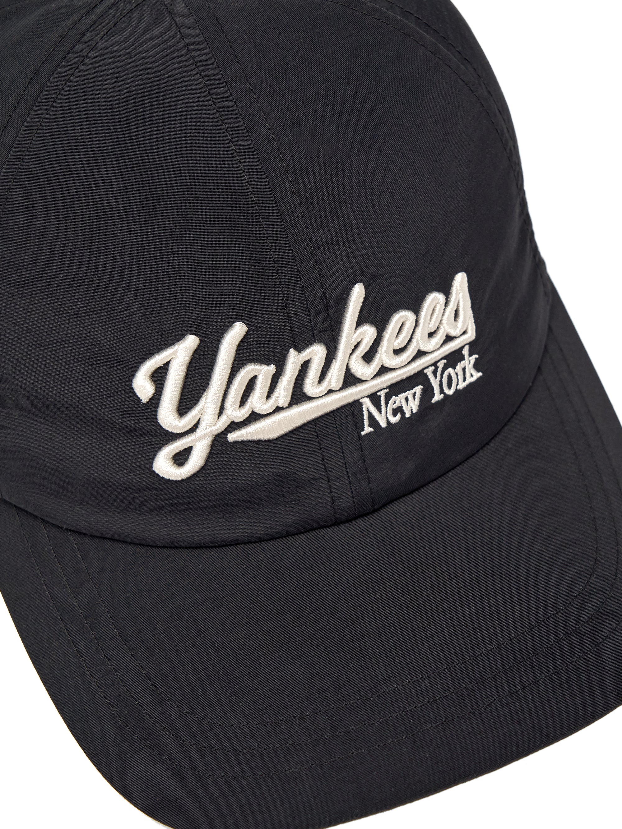 Sportive Shiny Unstructured Ballcap