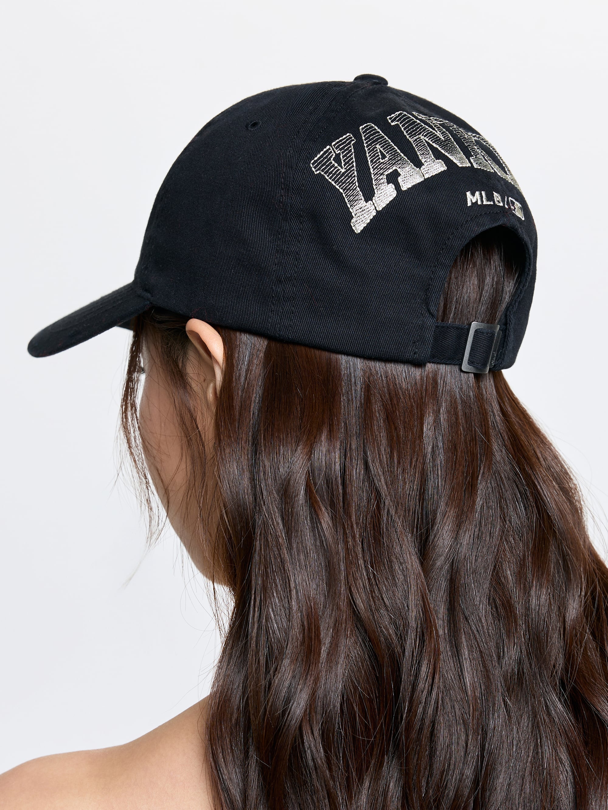 STREET BACK ARC UNSTRUCTURED BALLCAP