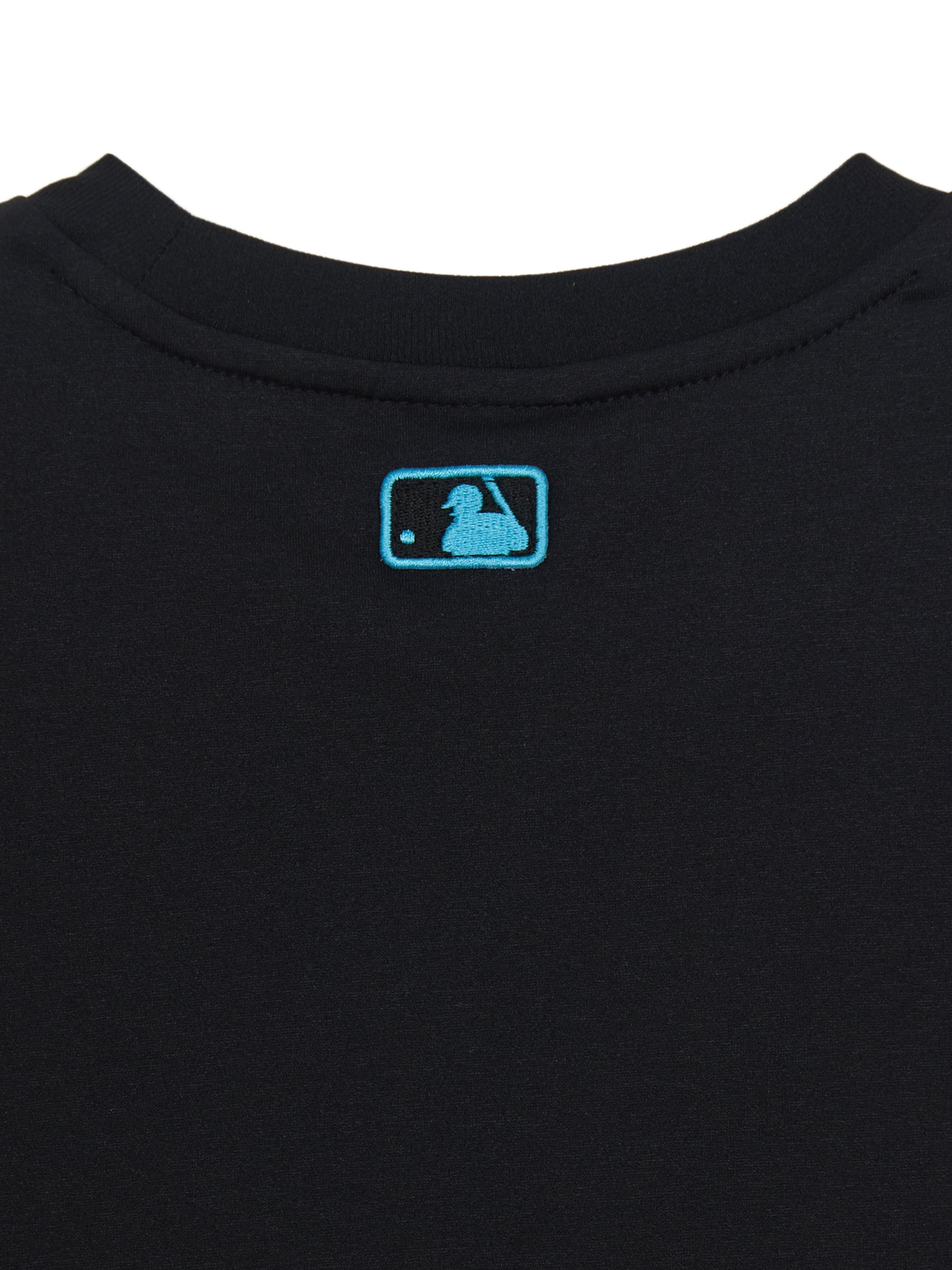 CAPSULE Street Artwork T-shirt