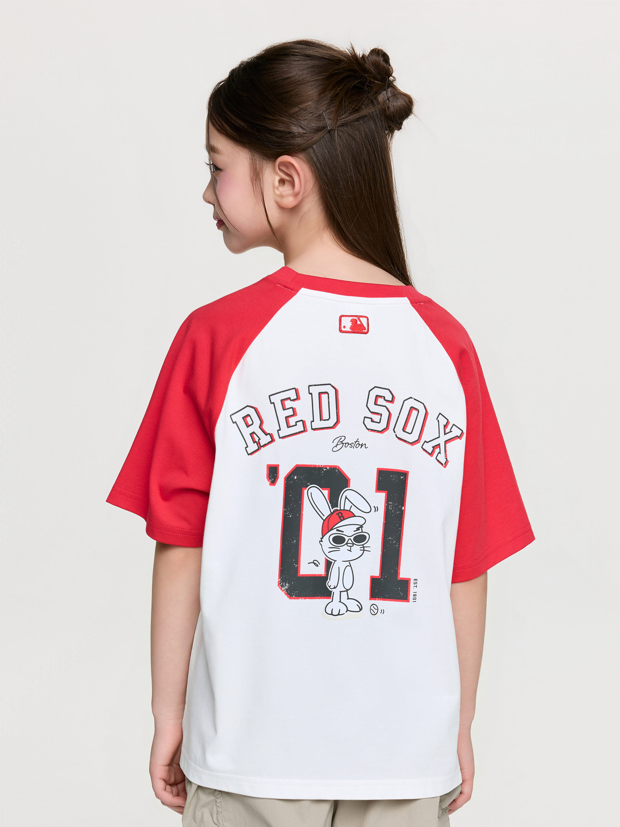Street Character Artwork Raglan T-shirt