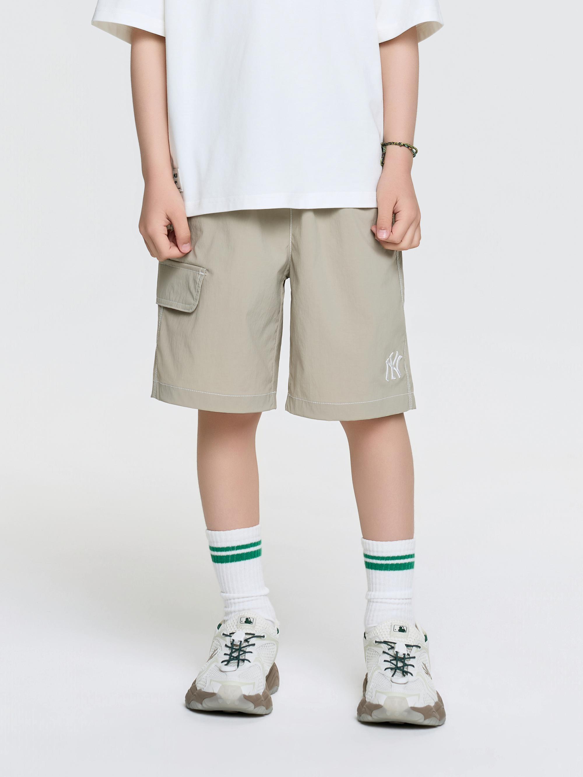 SPORTIVE SMALL LOGO NYLON SHORTS