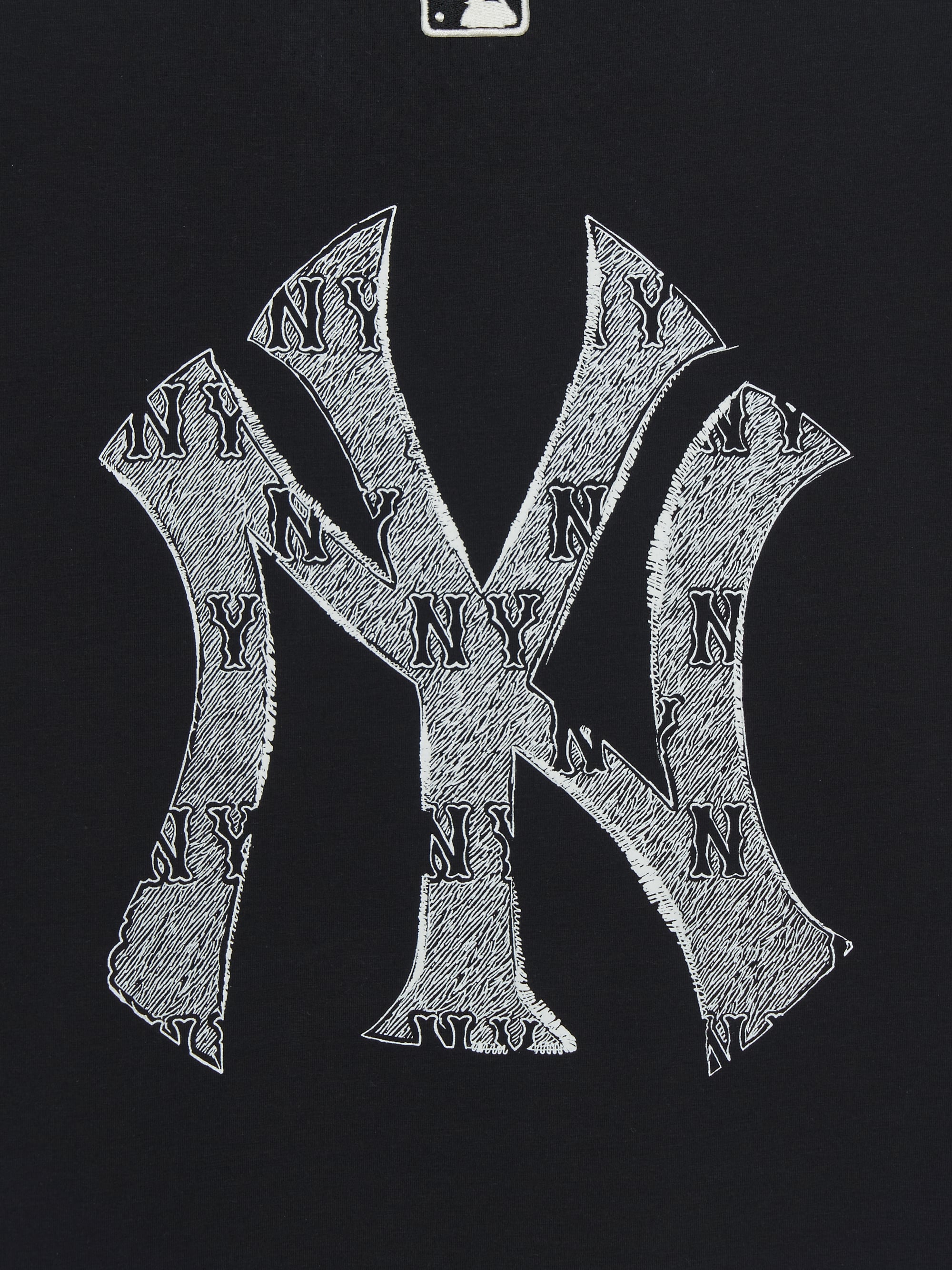 STREET MONOGRAM BIG LUX T-shirt