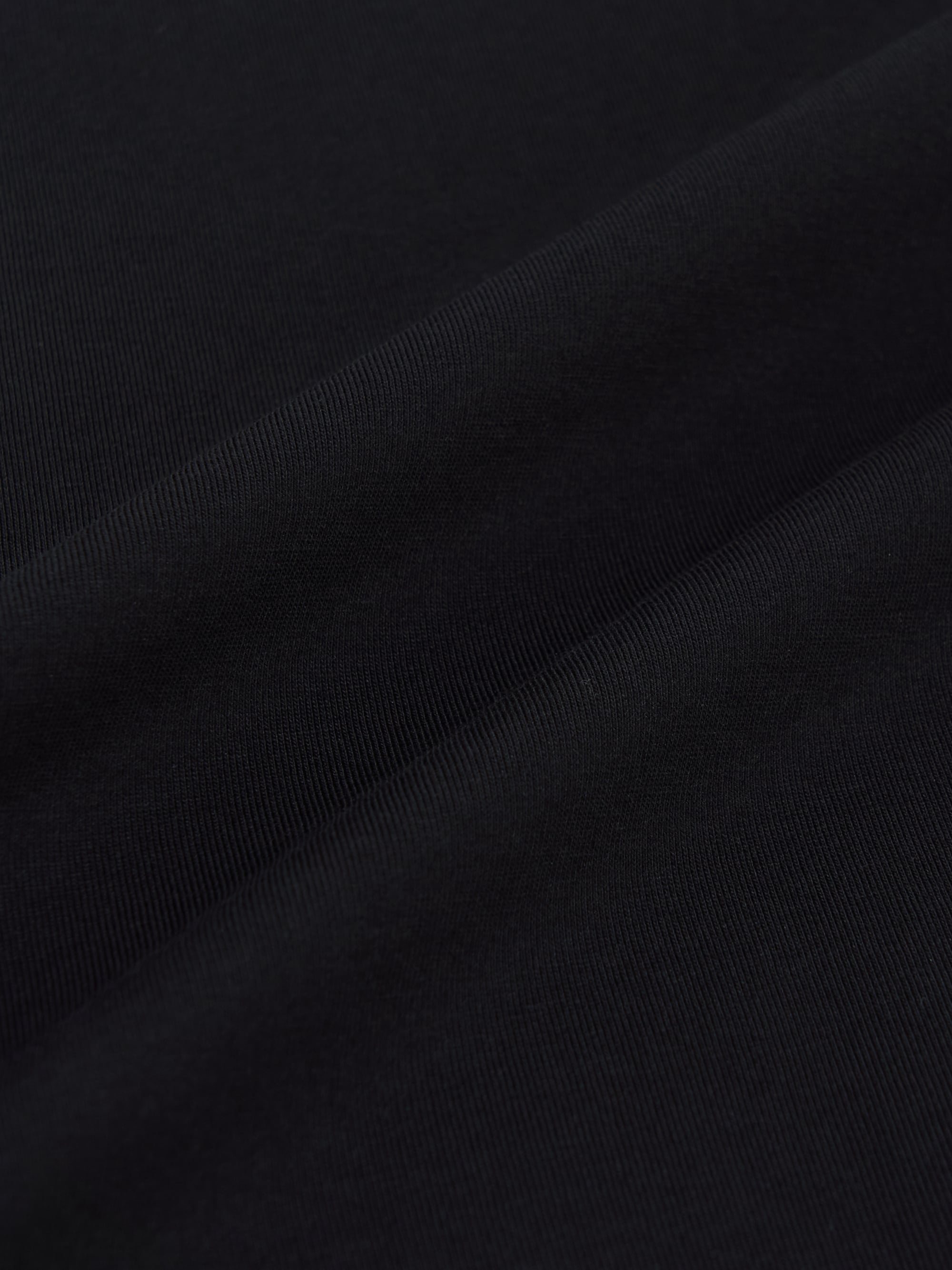Sportive Cursive Back Lettering T-shirt