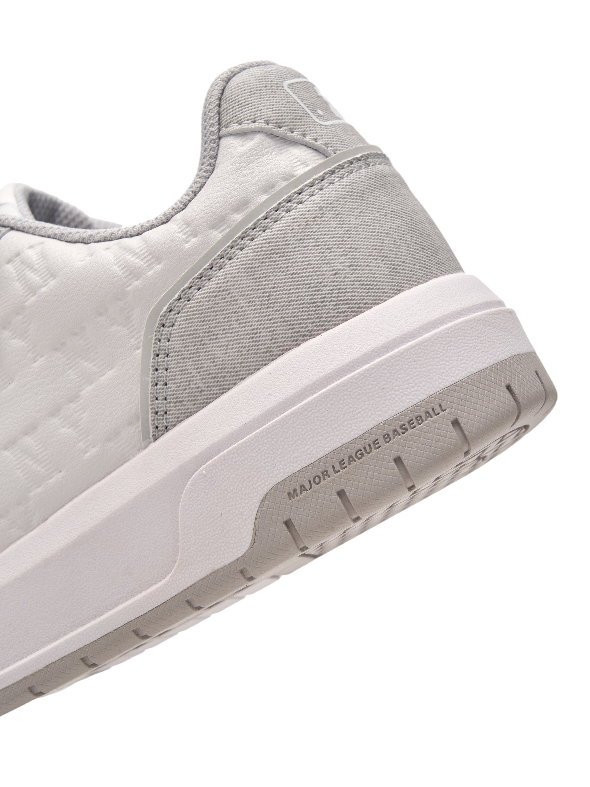 Chunky Liner Embo Denim Monogram