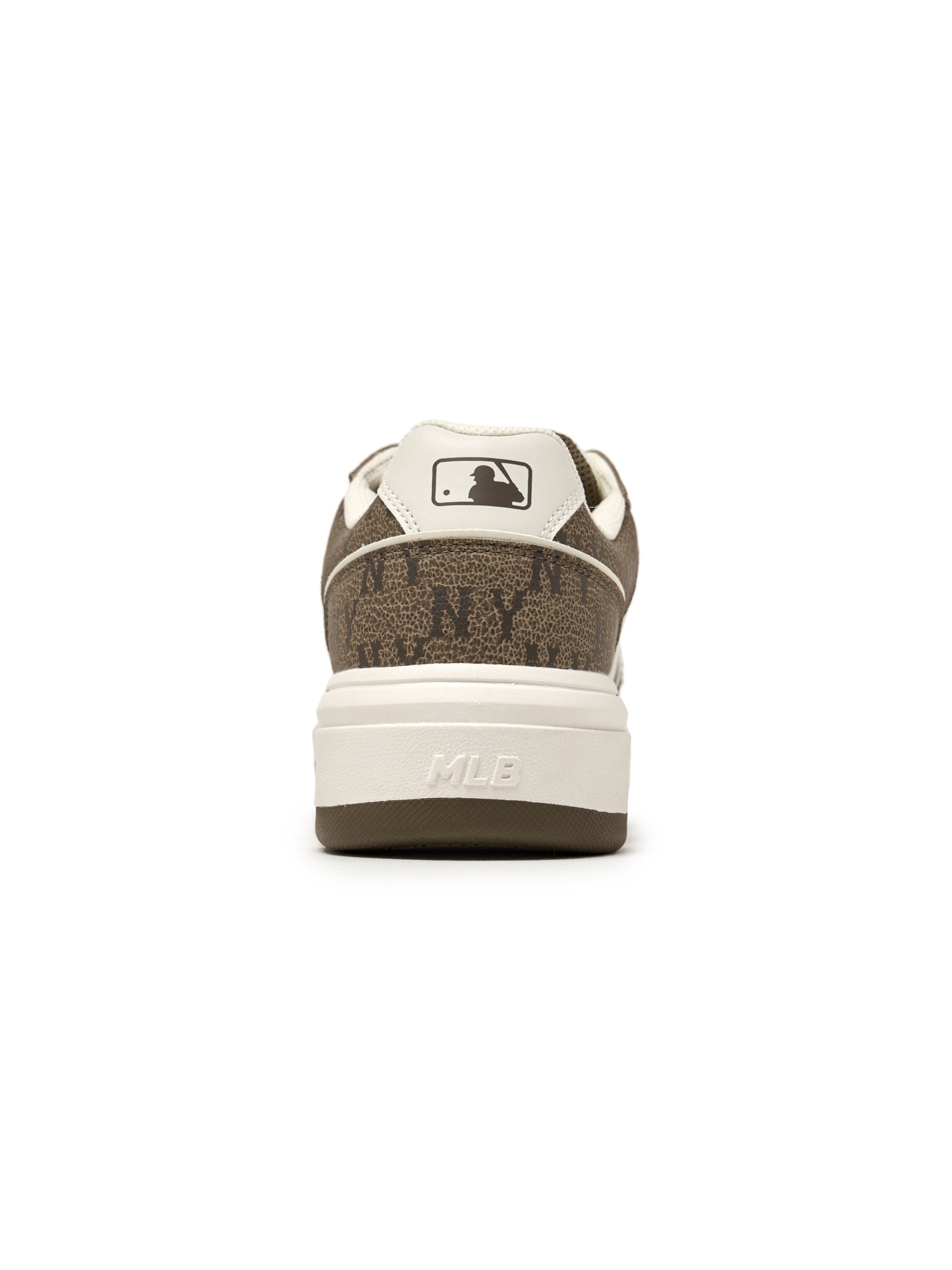 Chunky Liner Pocket Monogram