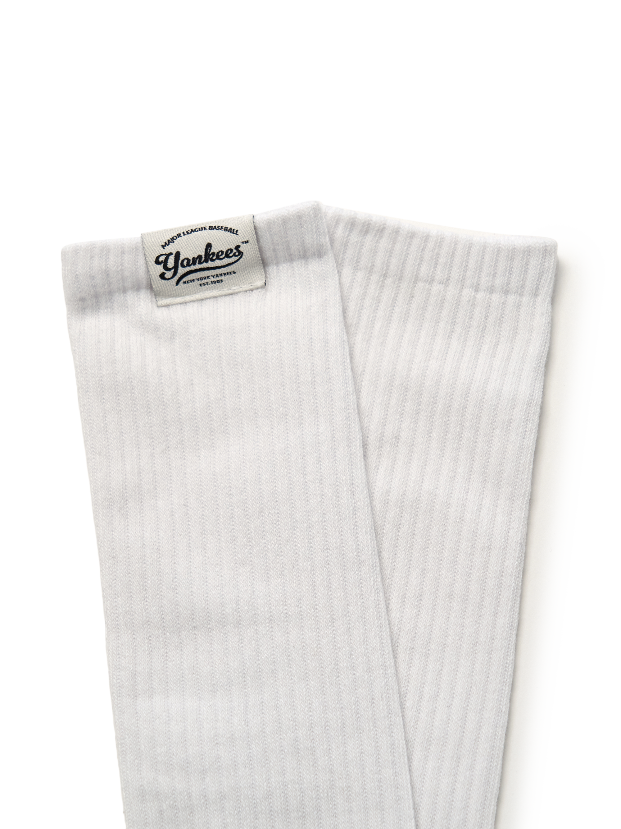 SPORTIVE LOOSE FIT HIGH SOCKS
