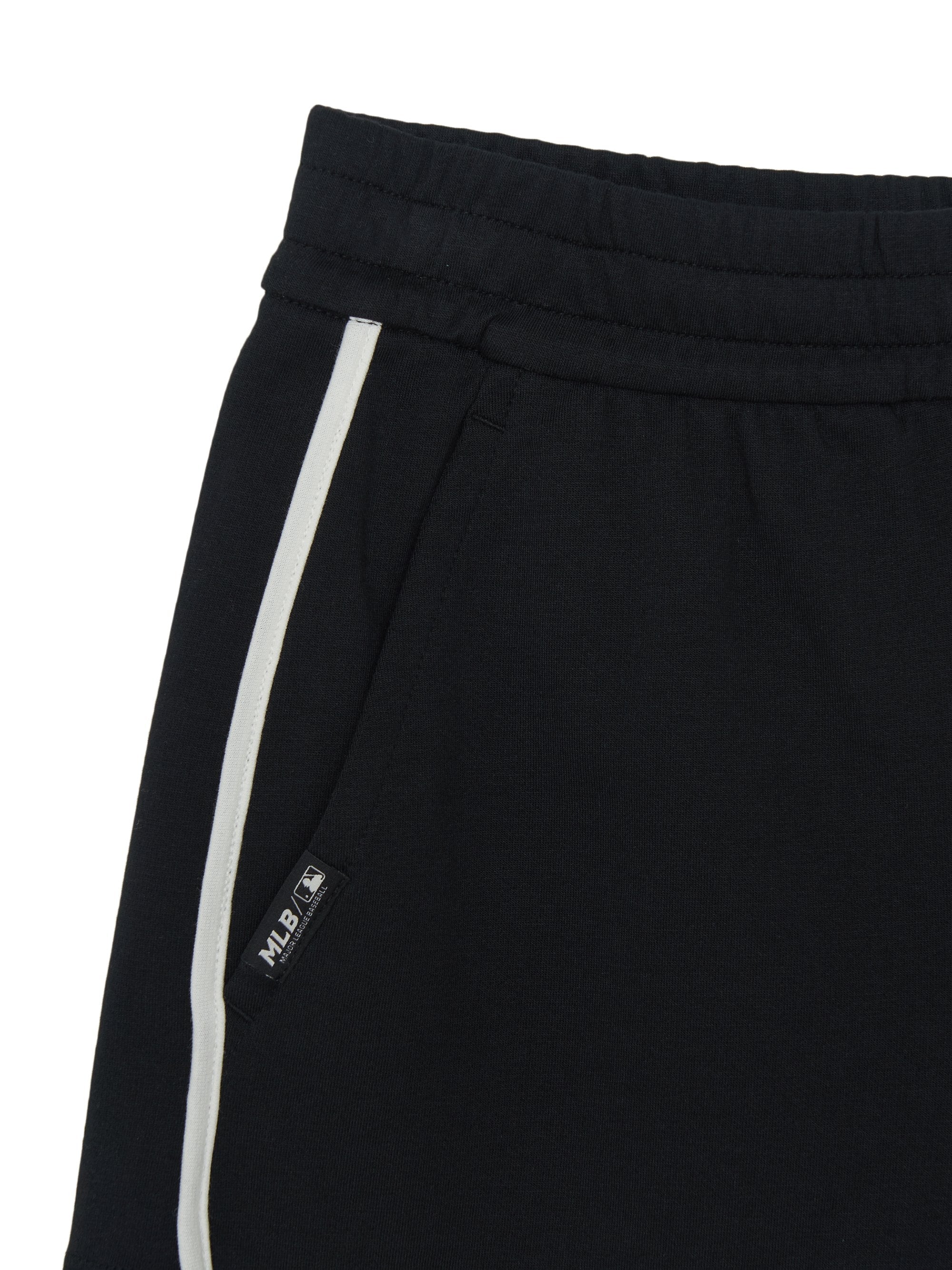 Women's Basic Small Logo Running Dolphin Pants