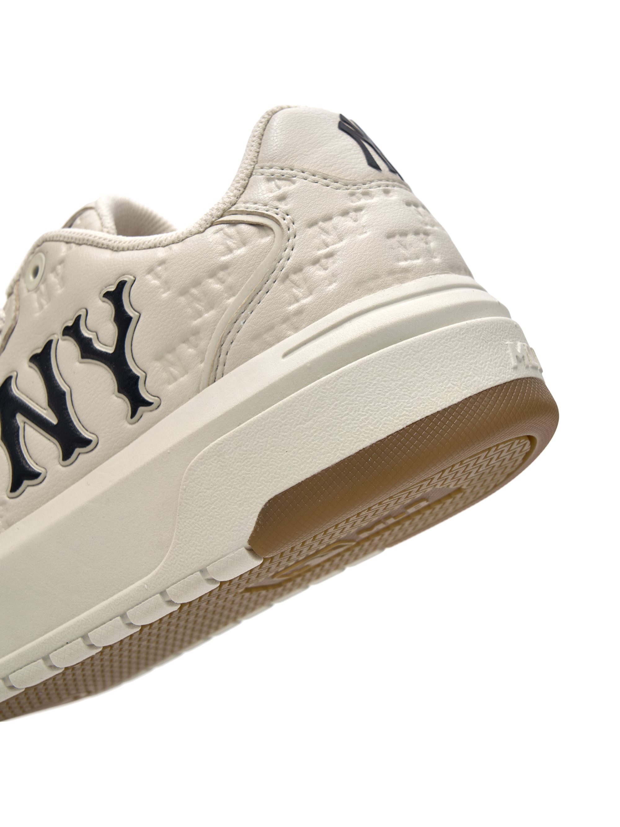 CHUNKY LINER EMBO MONOGRAM COOPERS TOWN
