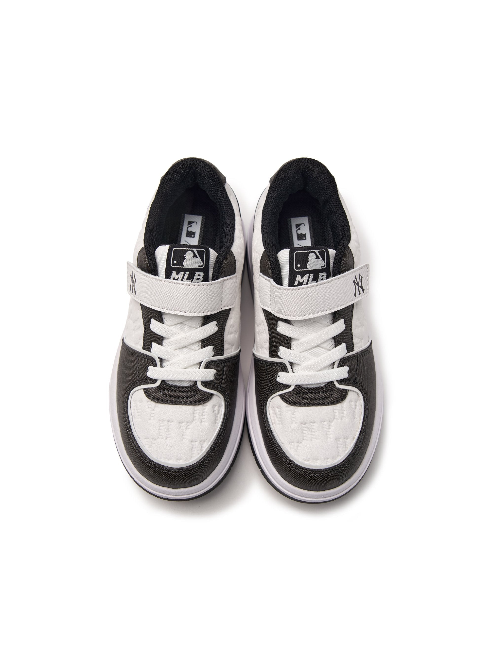Chunky Liner Embo Denim Monogram