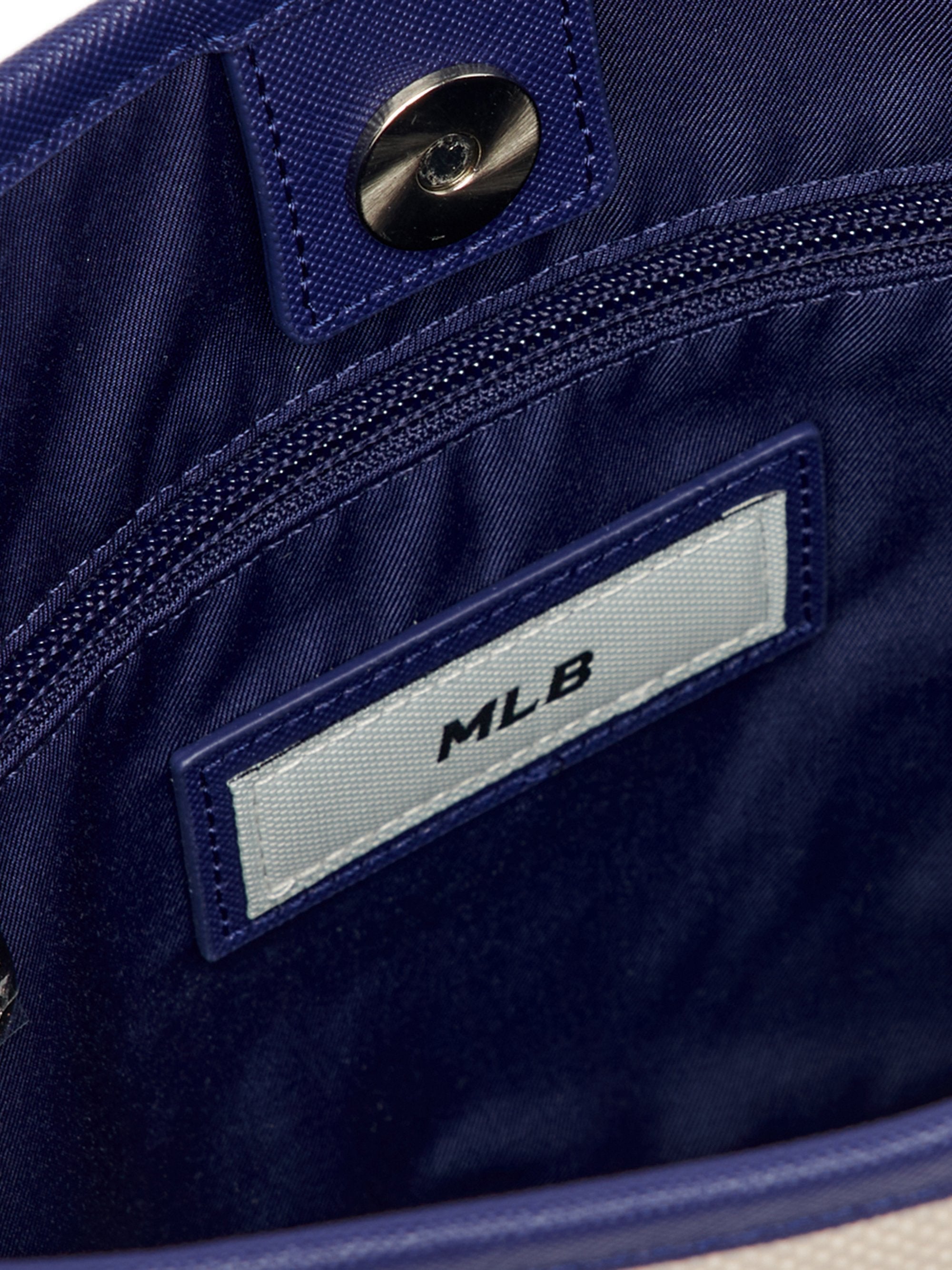 Basic Big Logo Canvas Bucket Bag