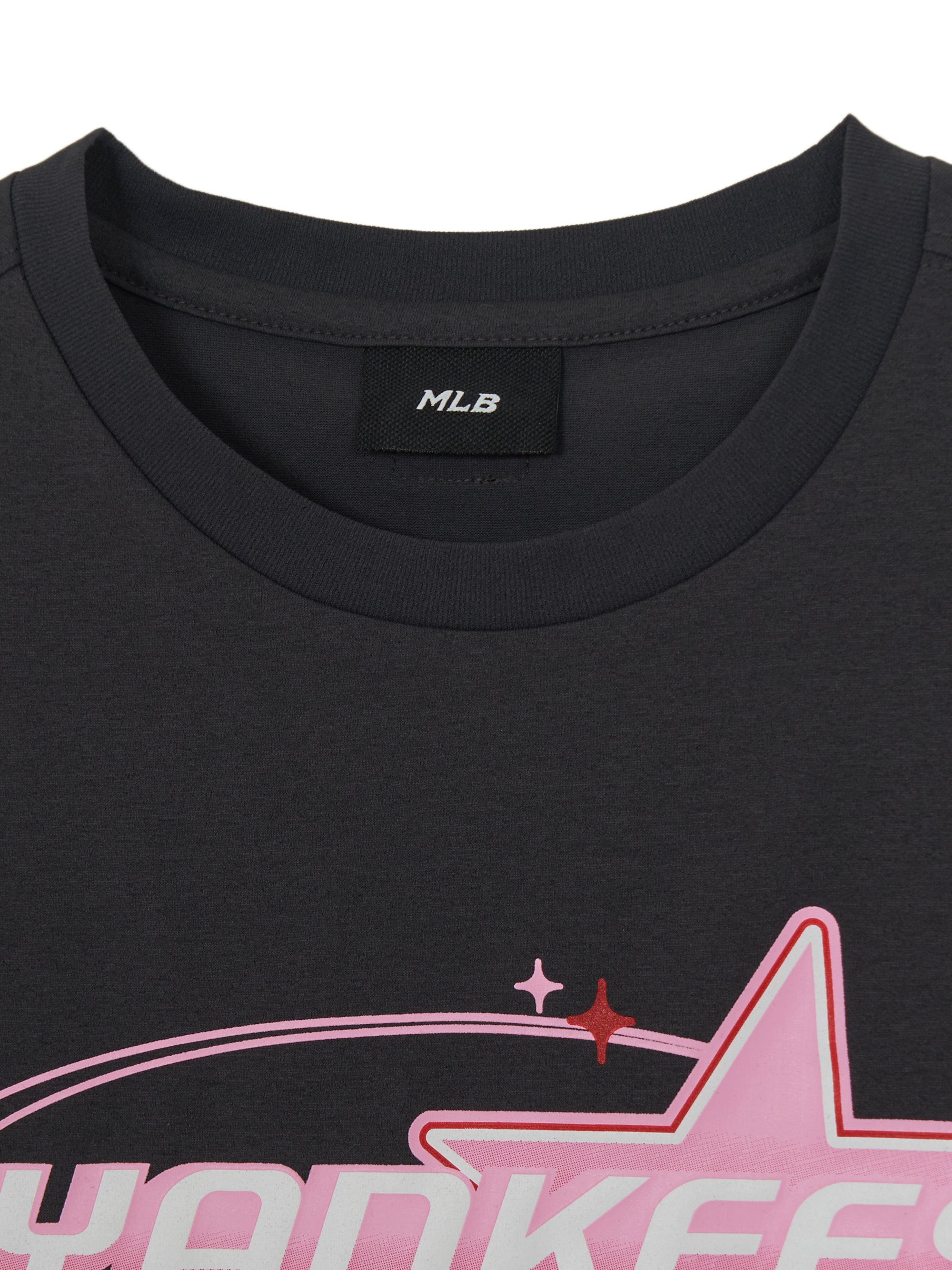 CAPSULE Street Artwork T-shirt