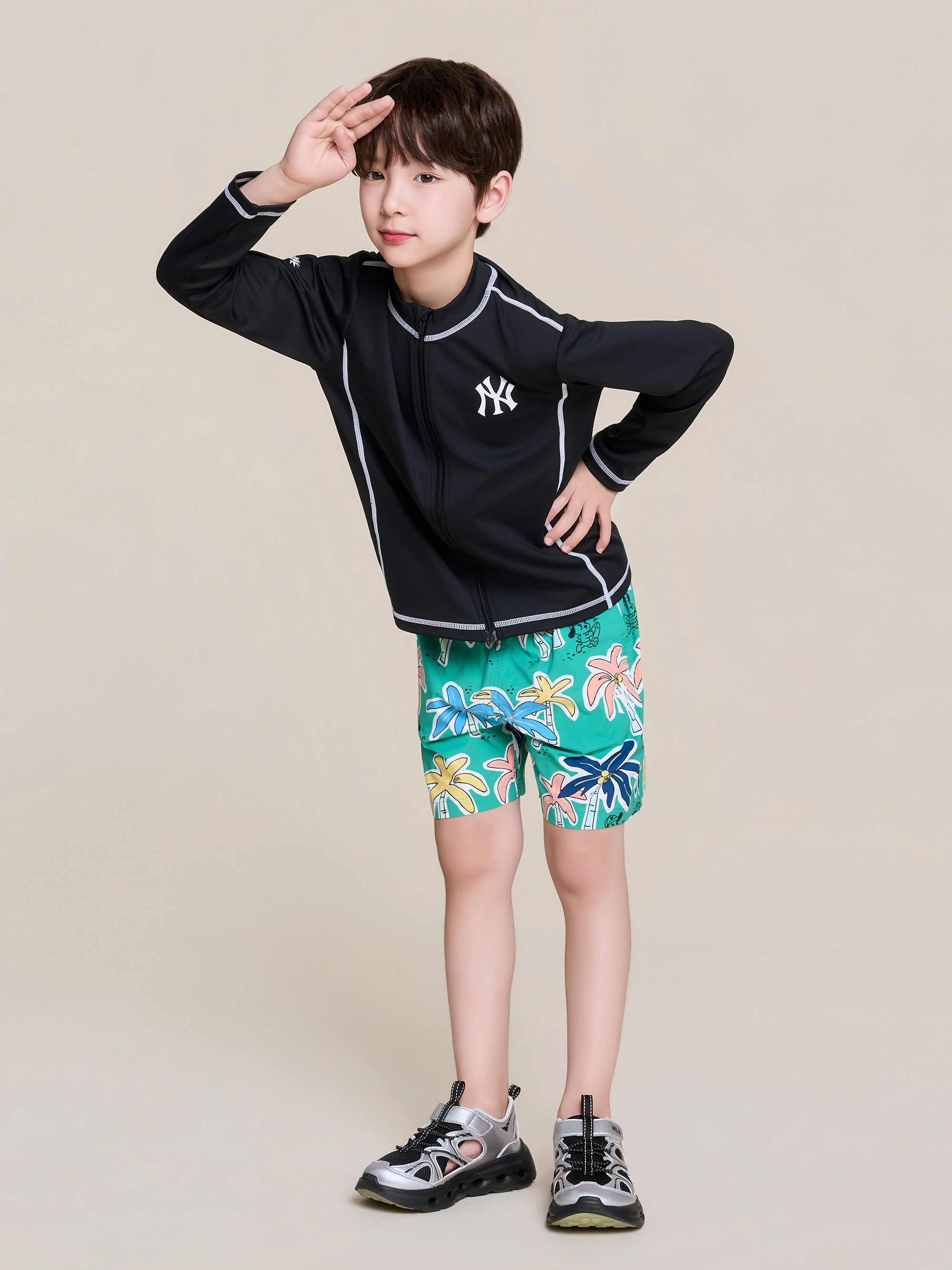 SPORTIVE ZIP-UP RASHGUARD BOARD SHORTS SET