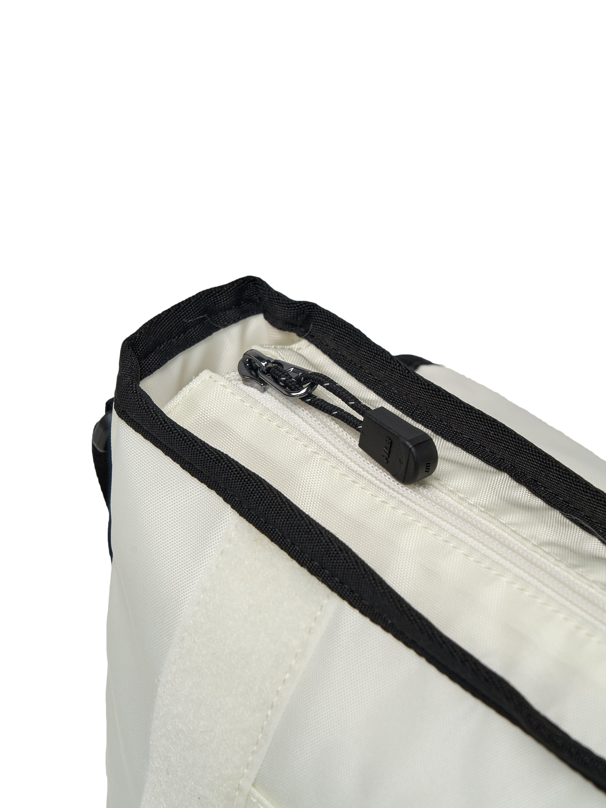 MESH MESSANGER BAG