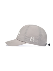 Sportive Shiny Unstructured Ballcap