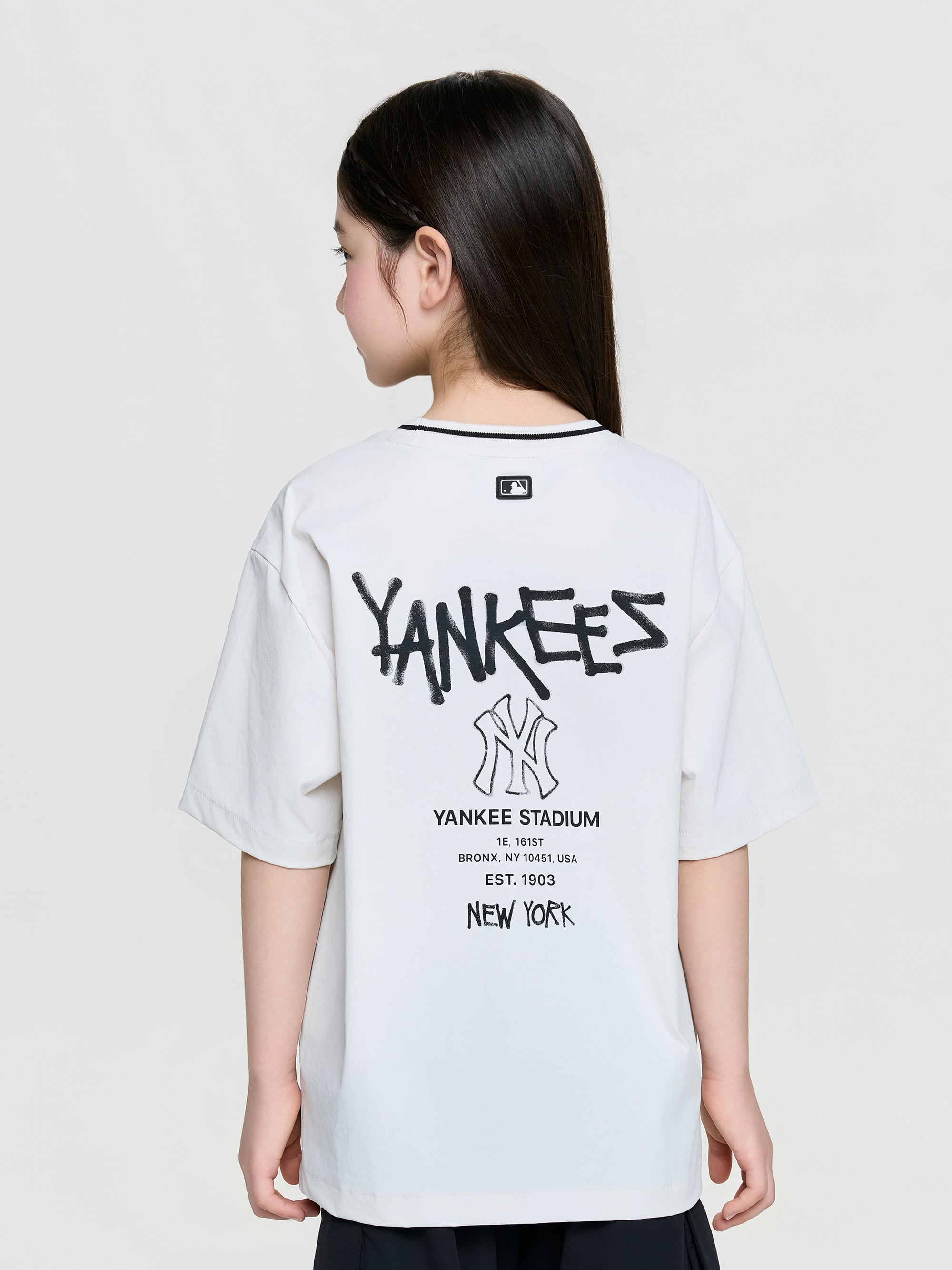 Street Basic Woven V-Neck T-shirt