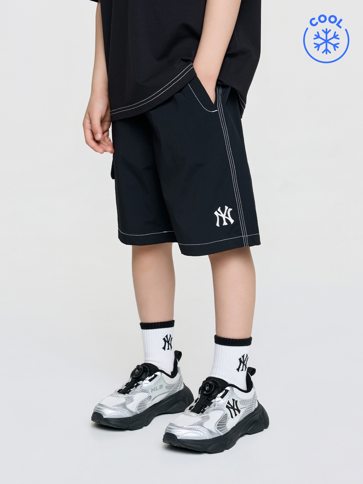 SPORTIVE SMALL LOGO NYLON SHORTS