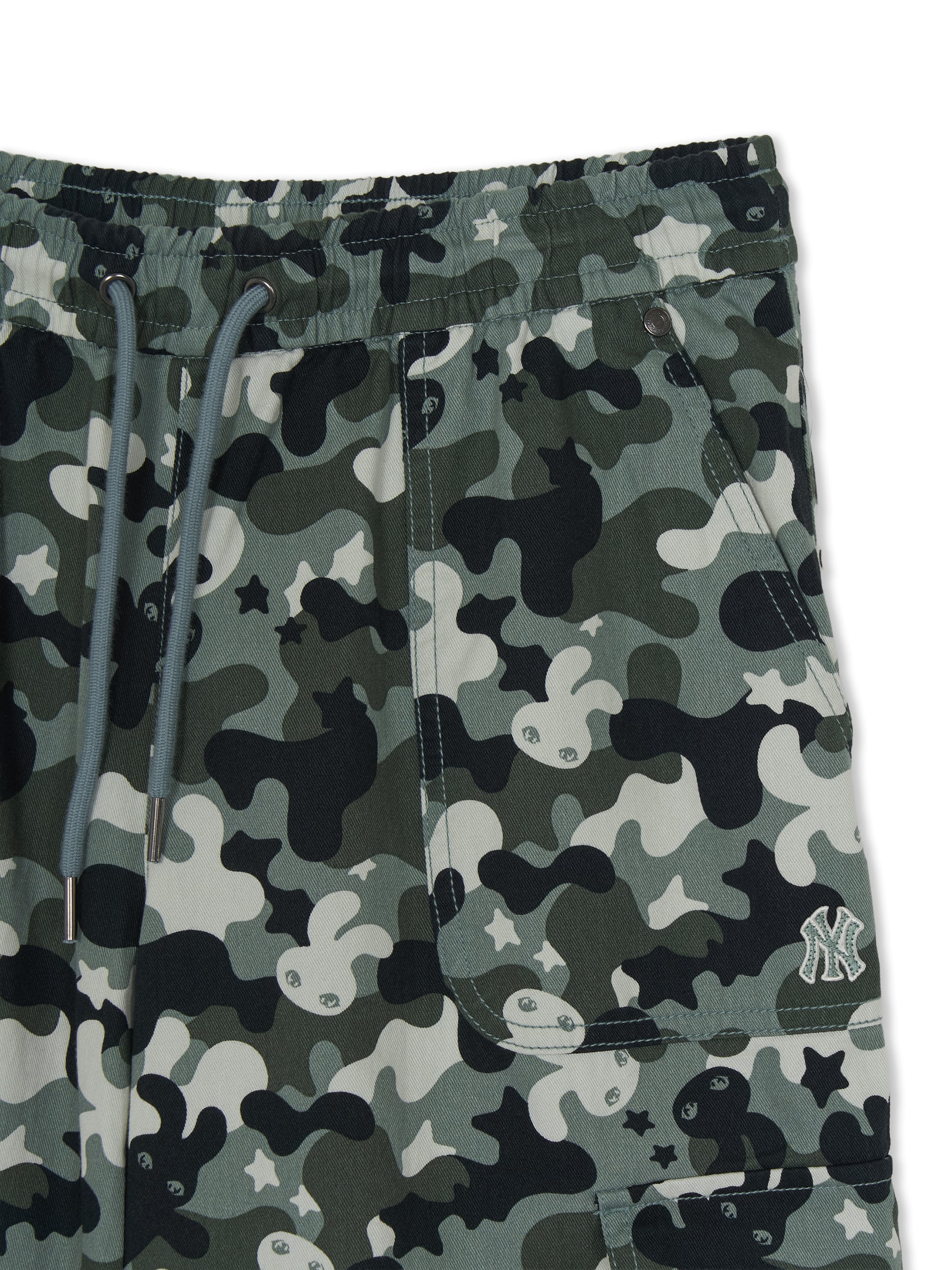 Women's Camo Low Rise Cotton Cargo Wide Pants