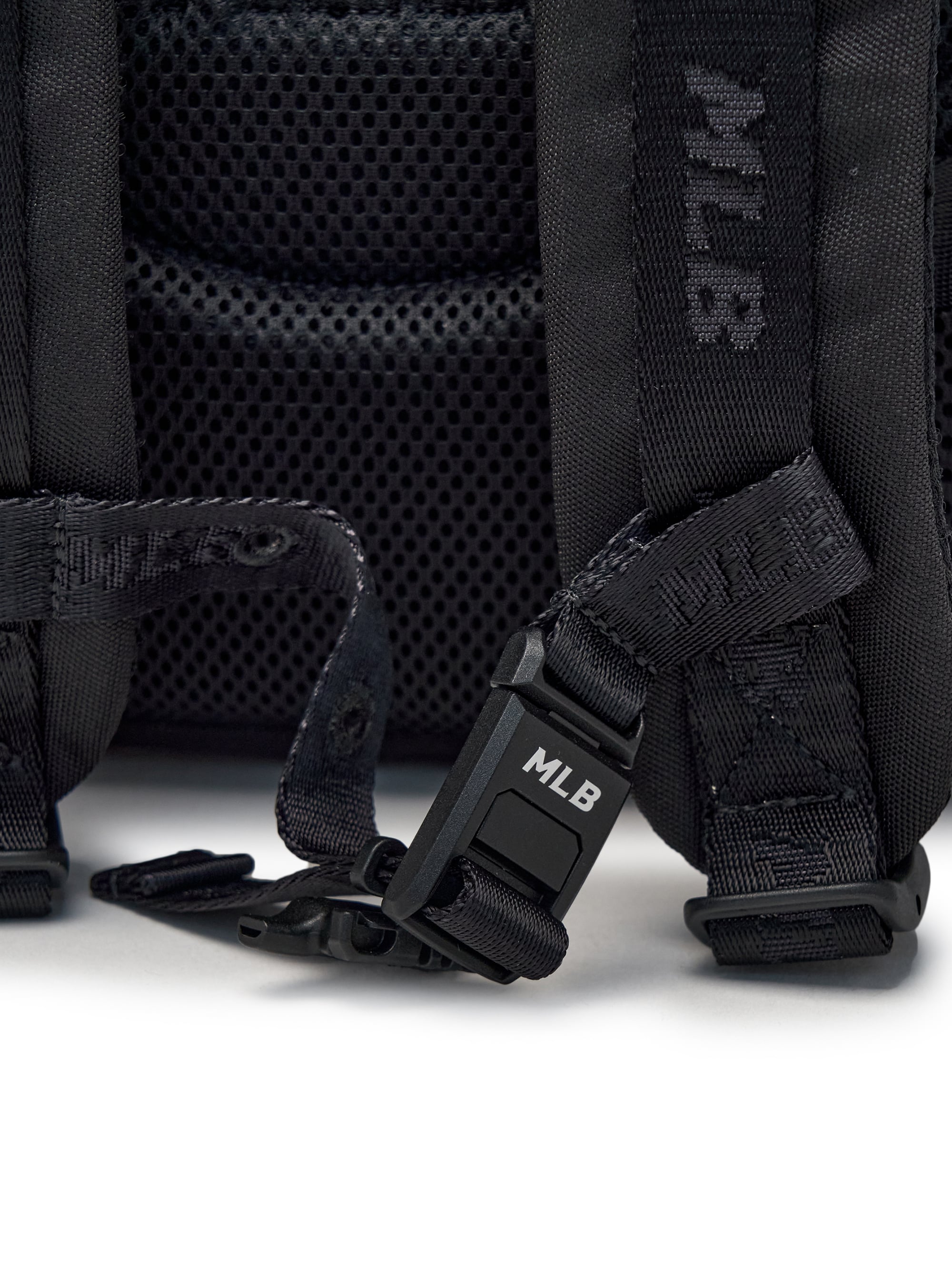 MESH TWO-POCKET BACKPACK SET