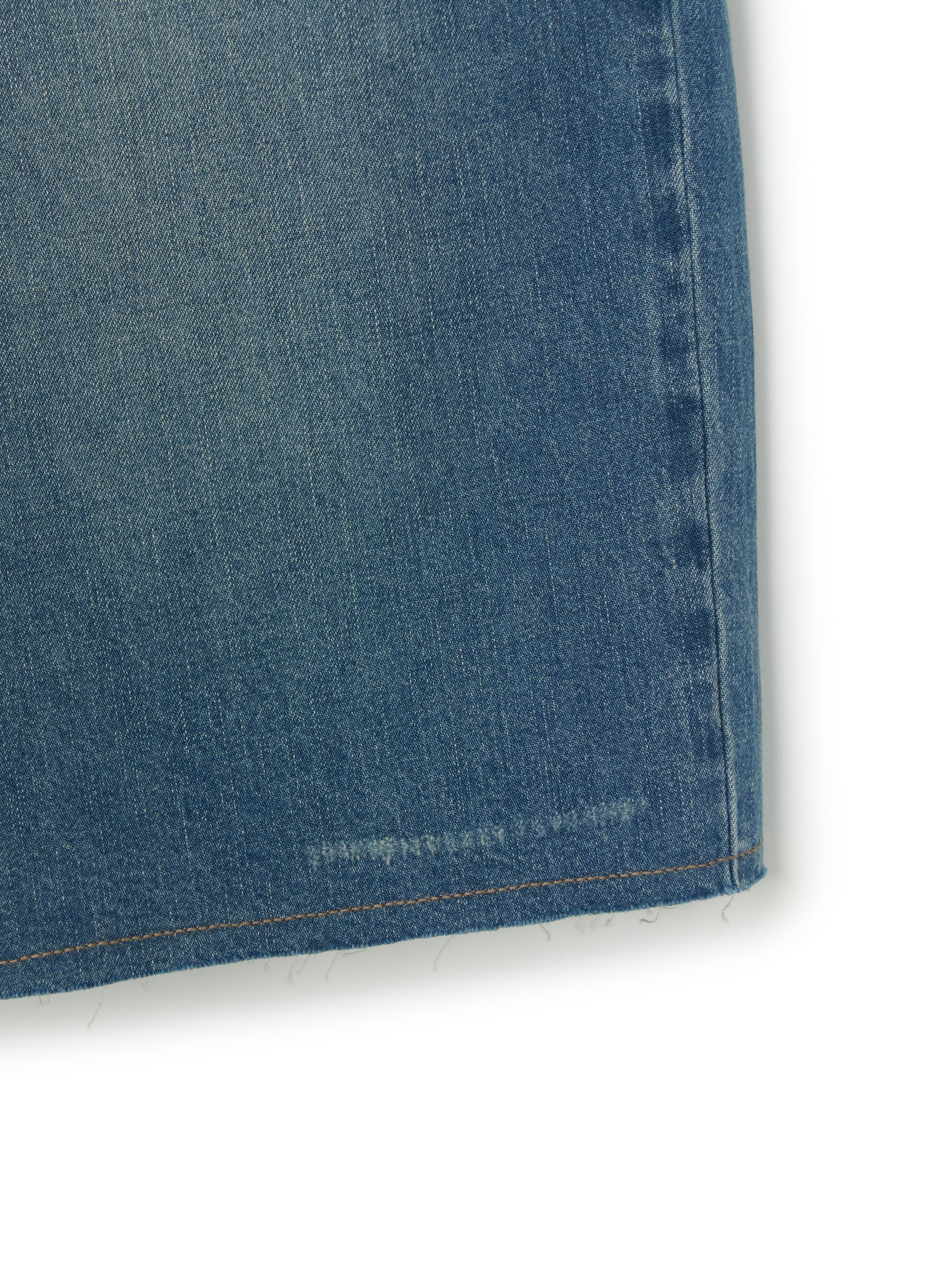 Women's Basic Small Logo Destroyed Denim Bermuda Pants