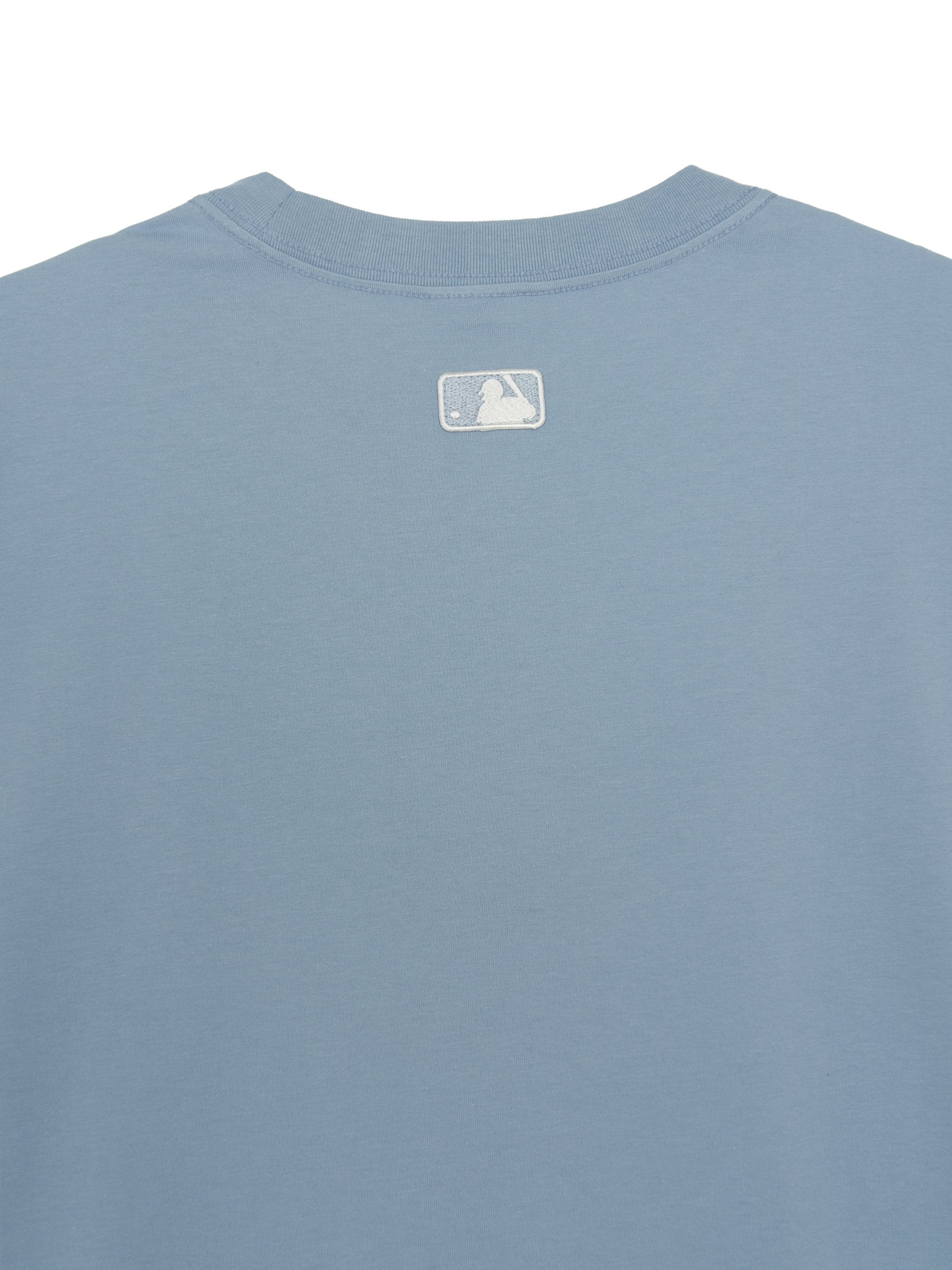 BASIC SMALL LOGO SEMI OVER-FIT T-shirt